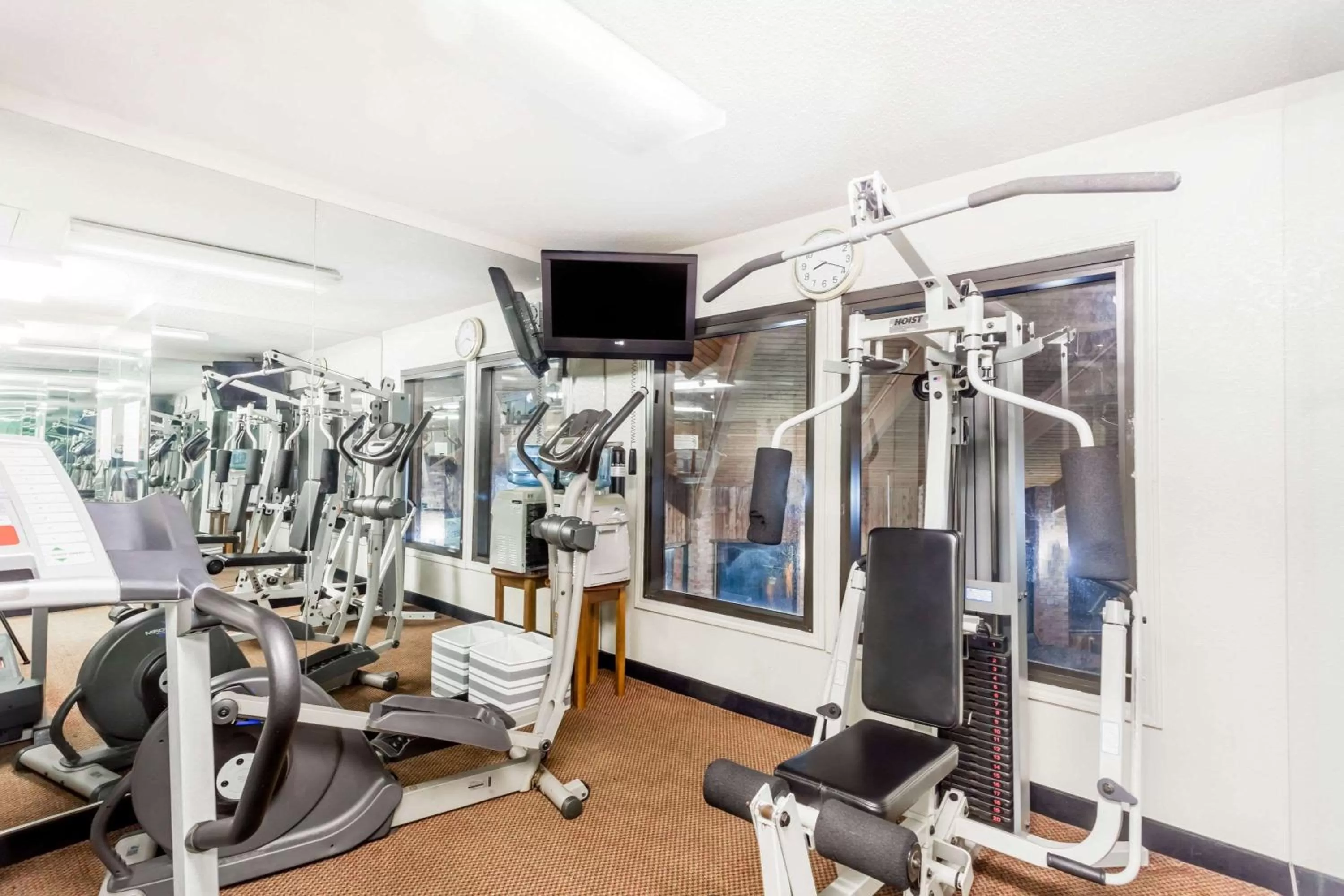 Fitness centre/facilities in Baymont by Wyndham Jackson