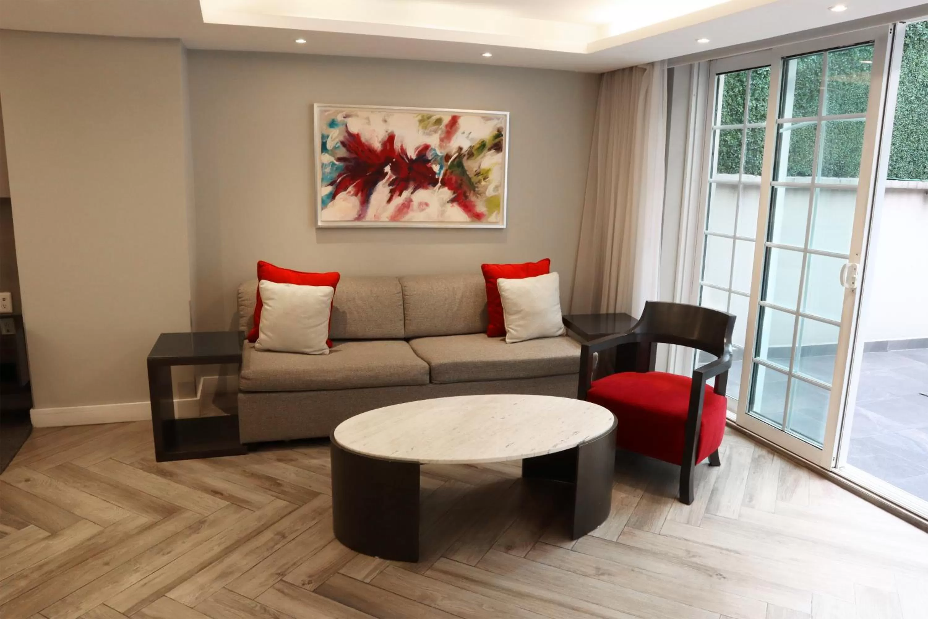 Seating area in Isaaya Hotel Boutique by WTC