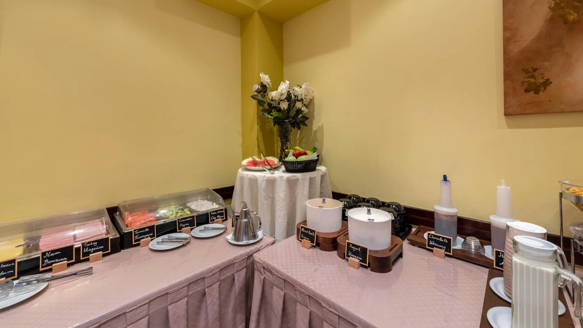 Coffee/tea facilities in Marine Congo Hotel