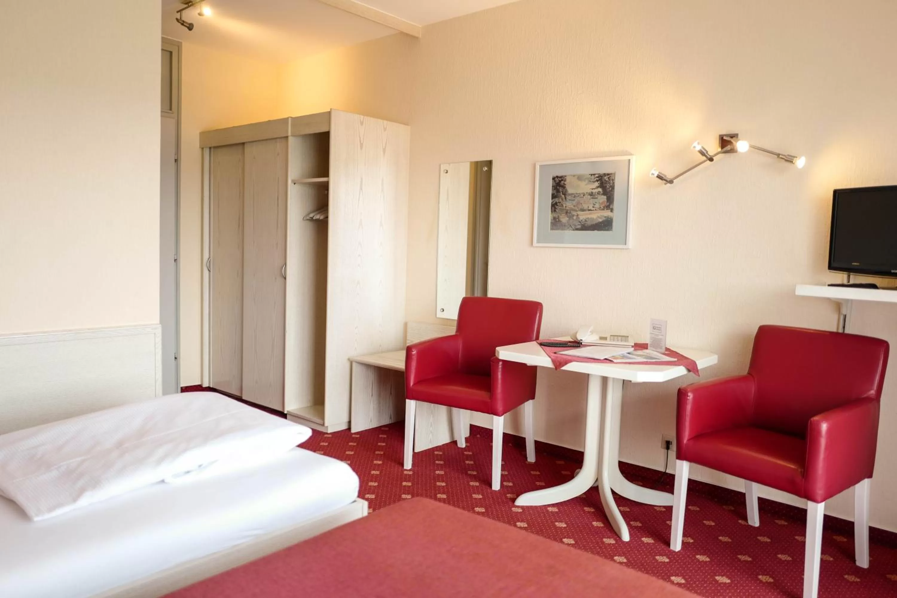 Photo of the whole room, Bed in Hotel Restaurant Sennerbad