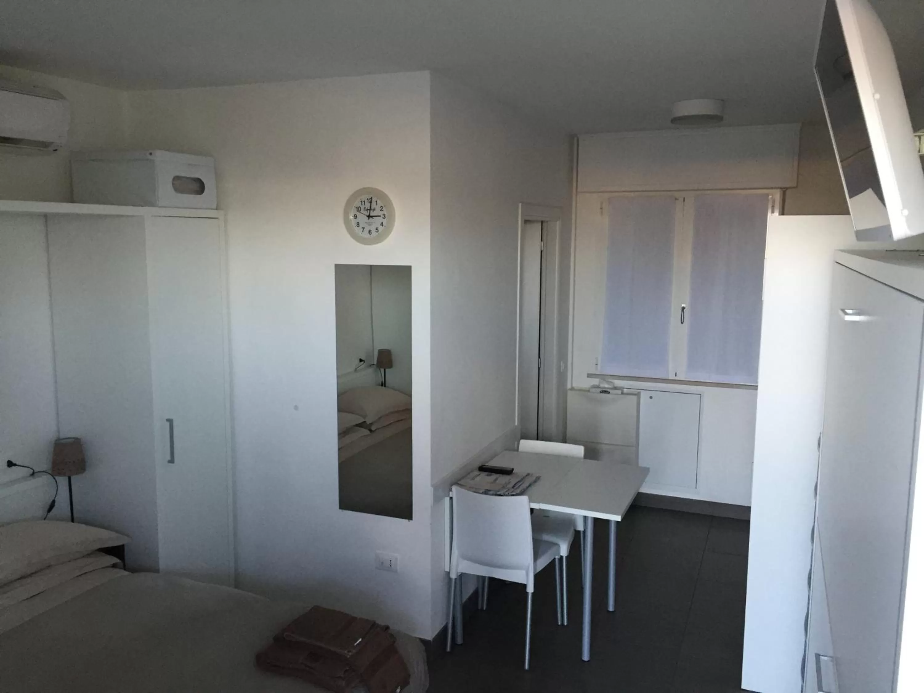 Photo of the whole room in Residence La Nave