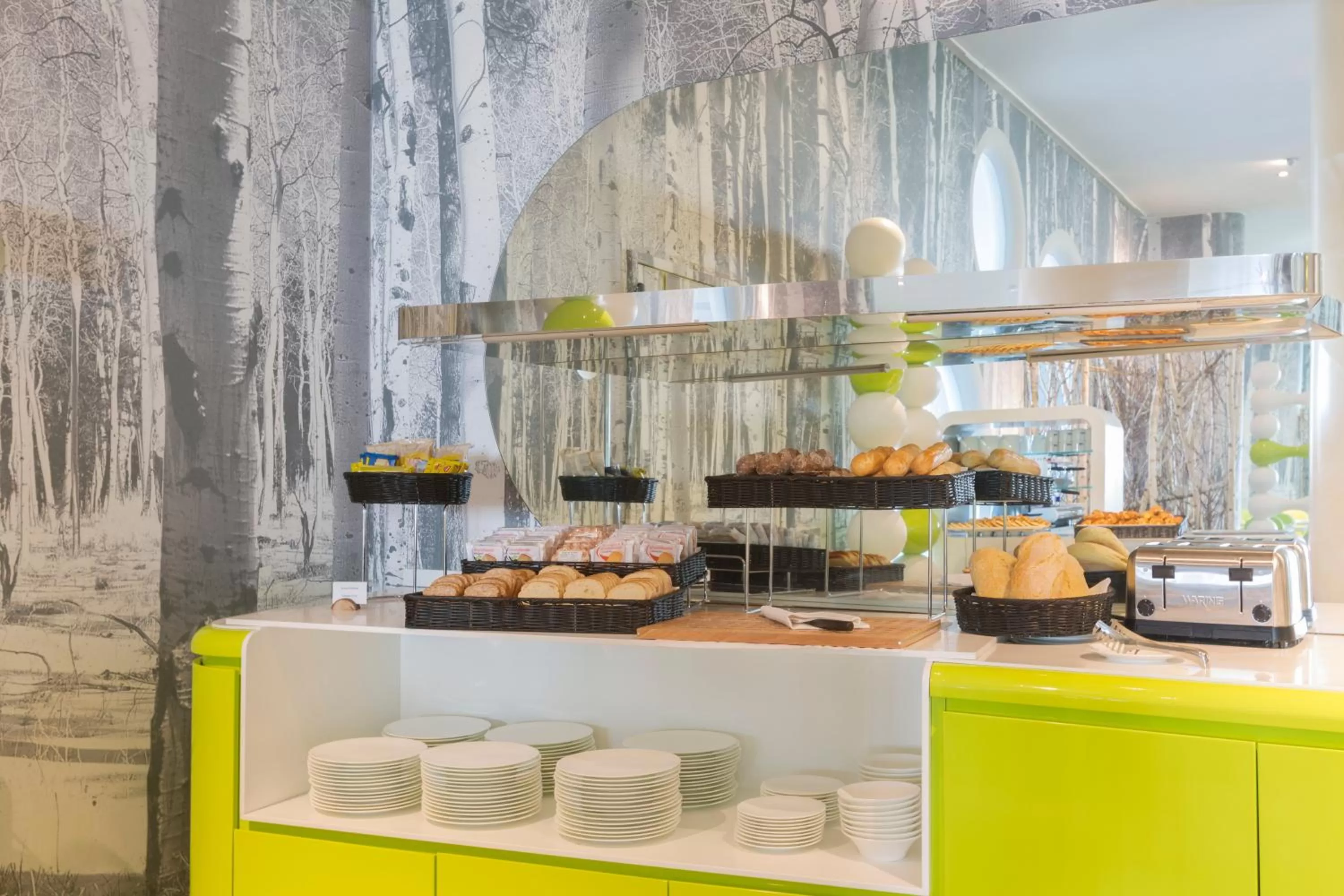 Breakfast in voco Milan-Fiere by IHG