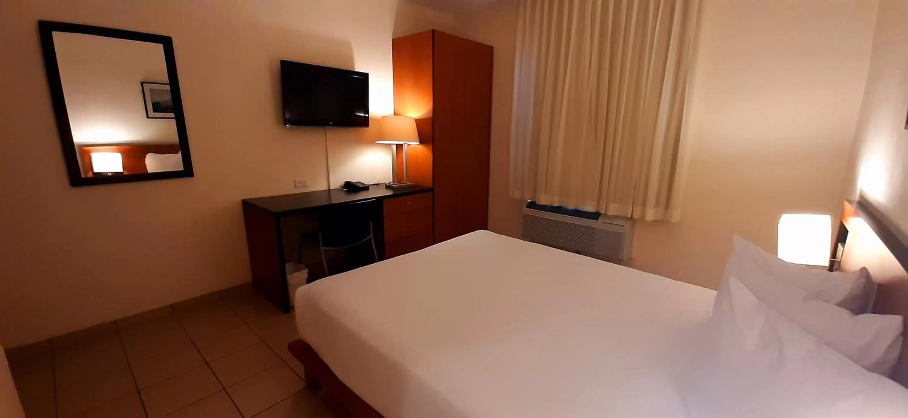 Bed in Comfort Inn Real La Union