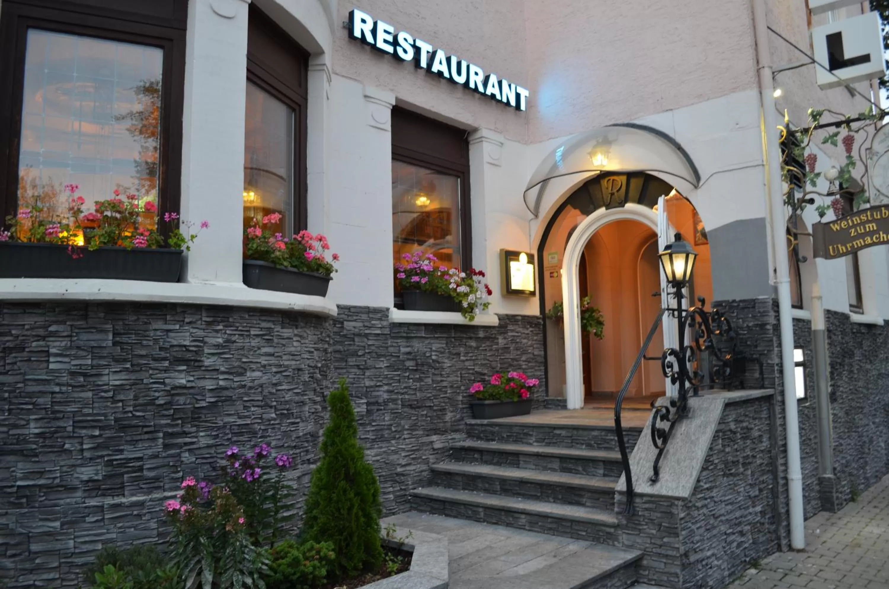 Facade/entrance in Hotel Royal