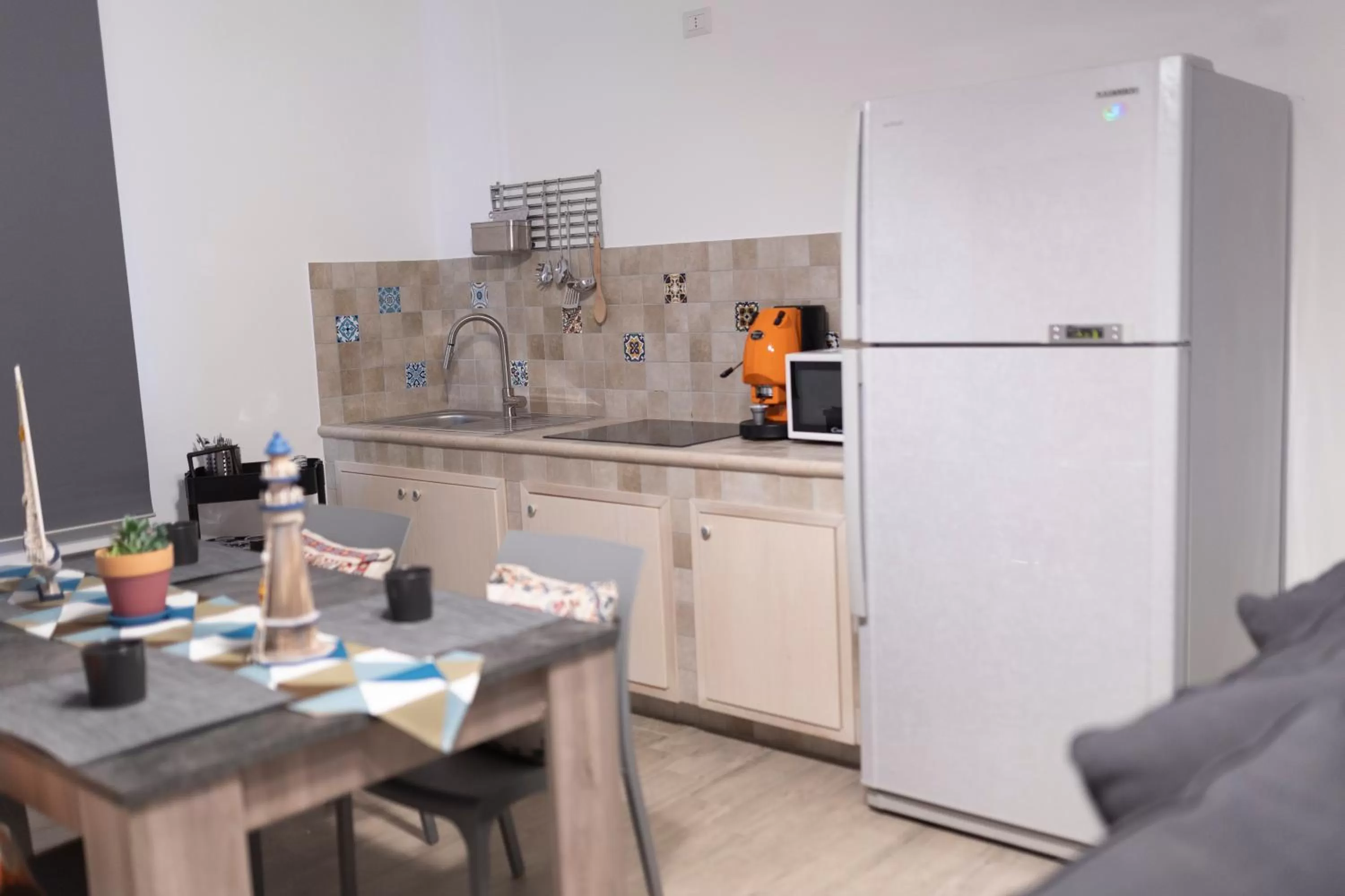 MrBrown - Cinzia Resort Beach