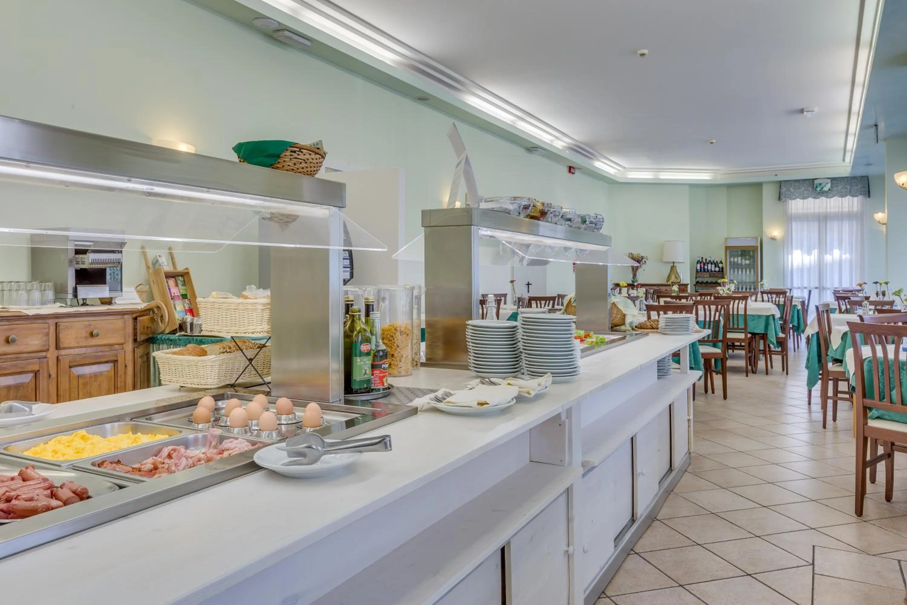 Restaurant/places to eat in Hotel Austria