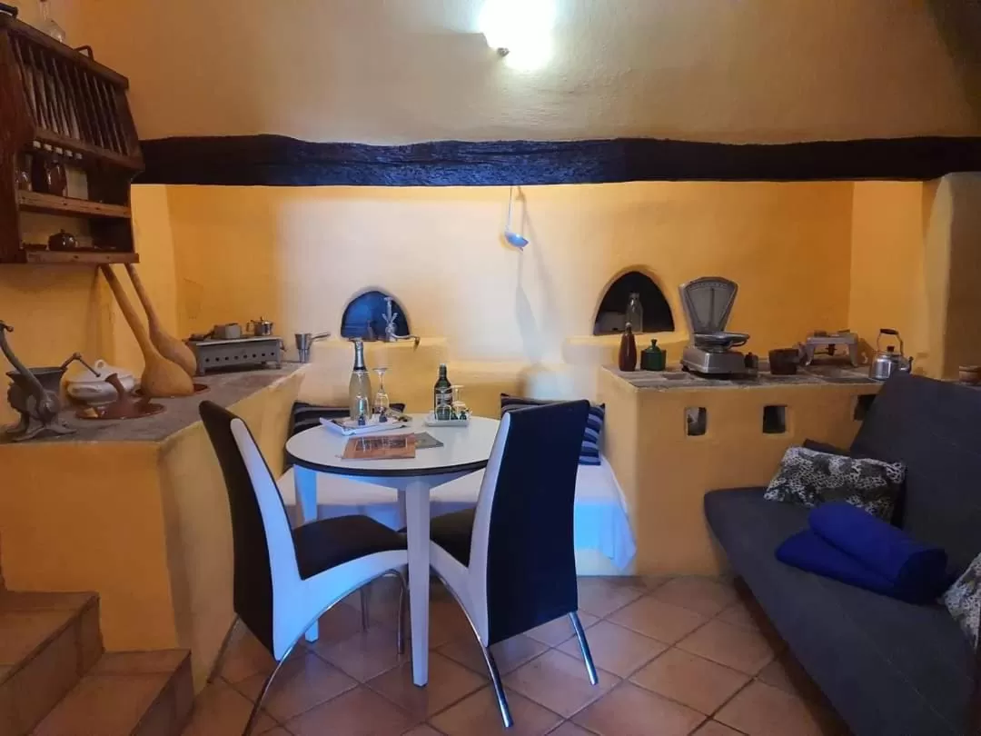 Dining area in Hotel Rural La Raya 1866