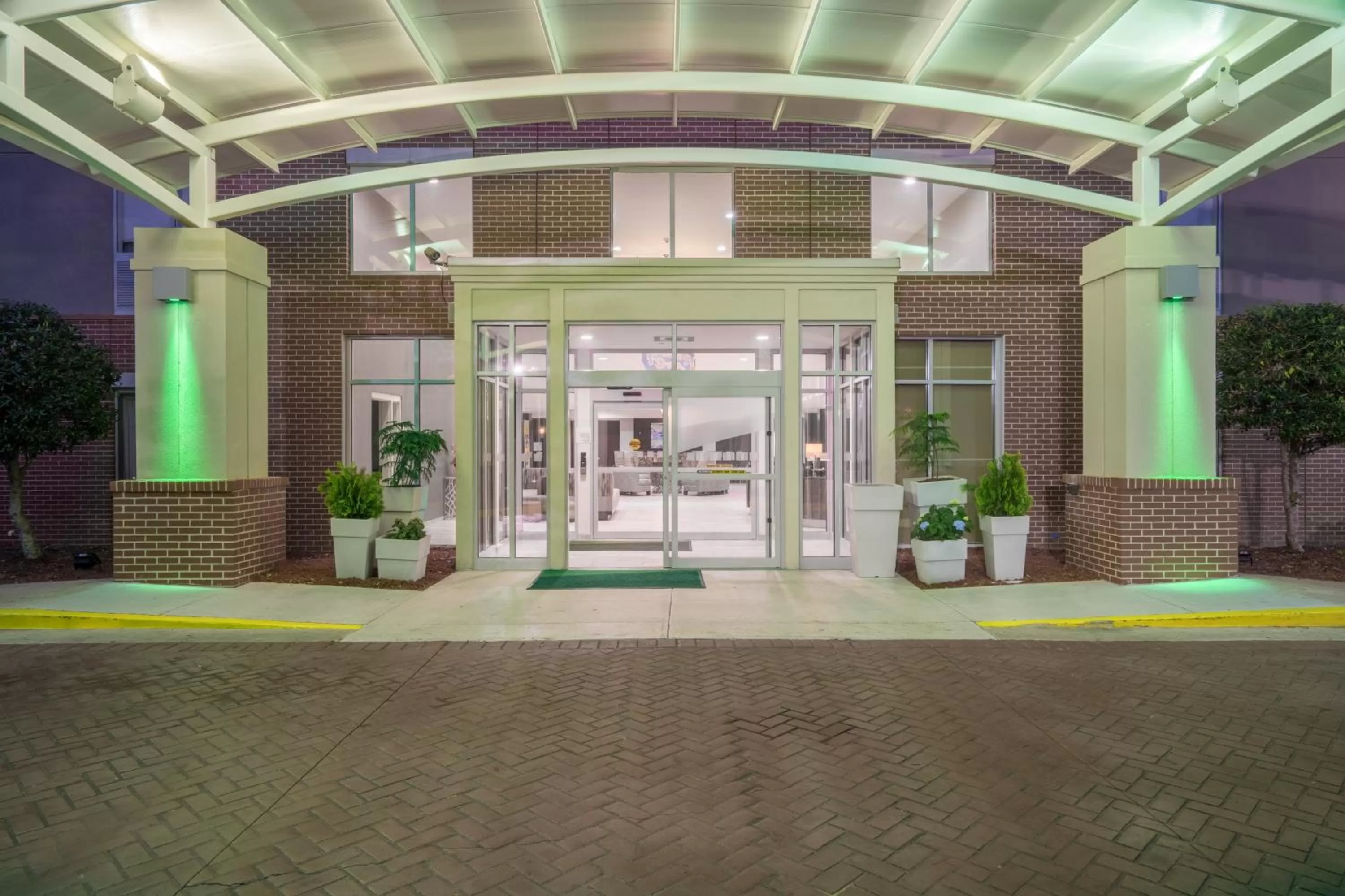 Property building in Holiday Inn Atlanta/Roswell by IHG