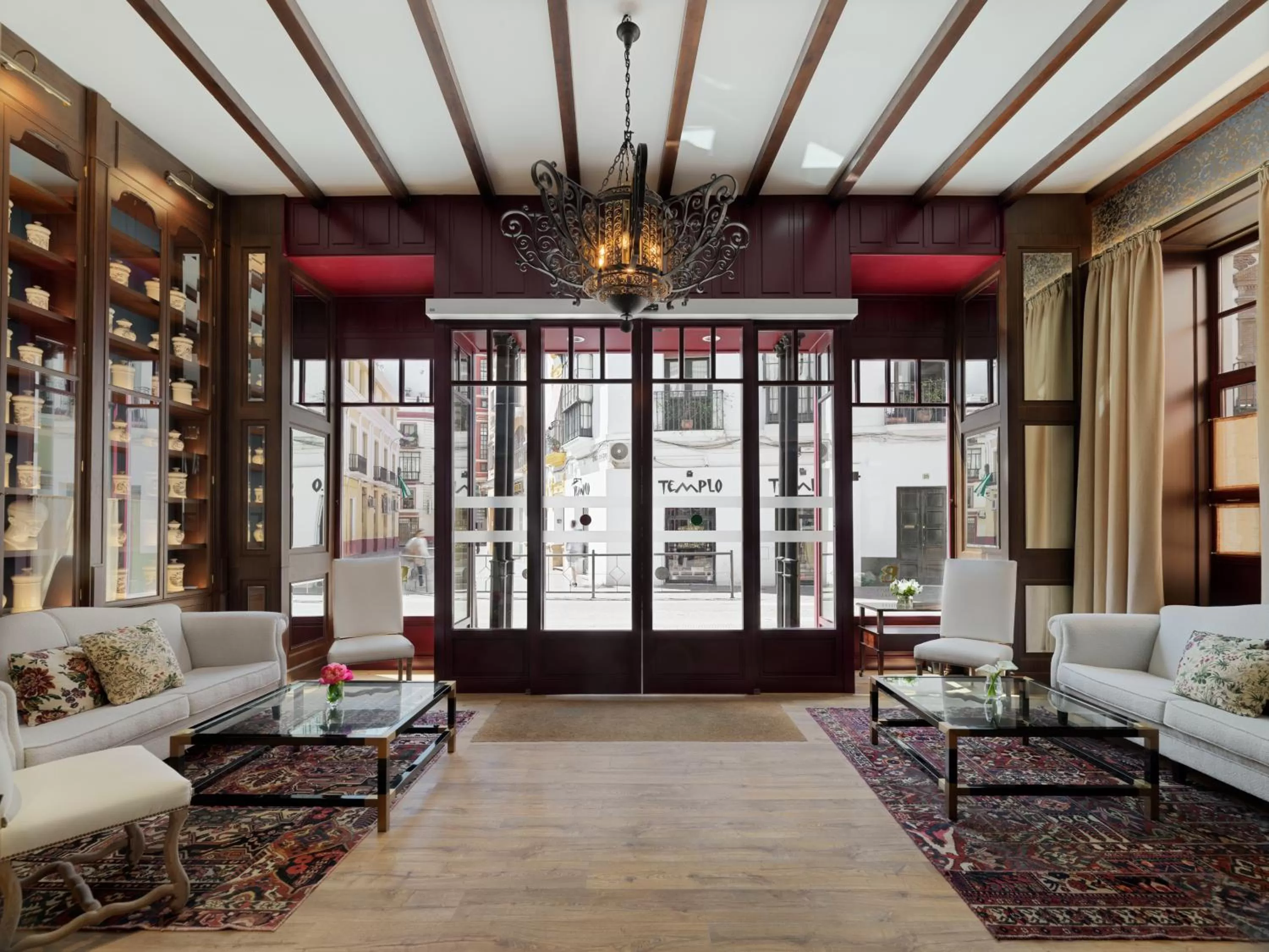 Lobby or reception in H10 Corregidor Boutique Hotel