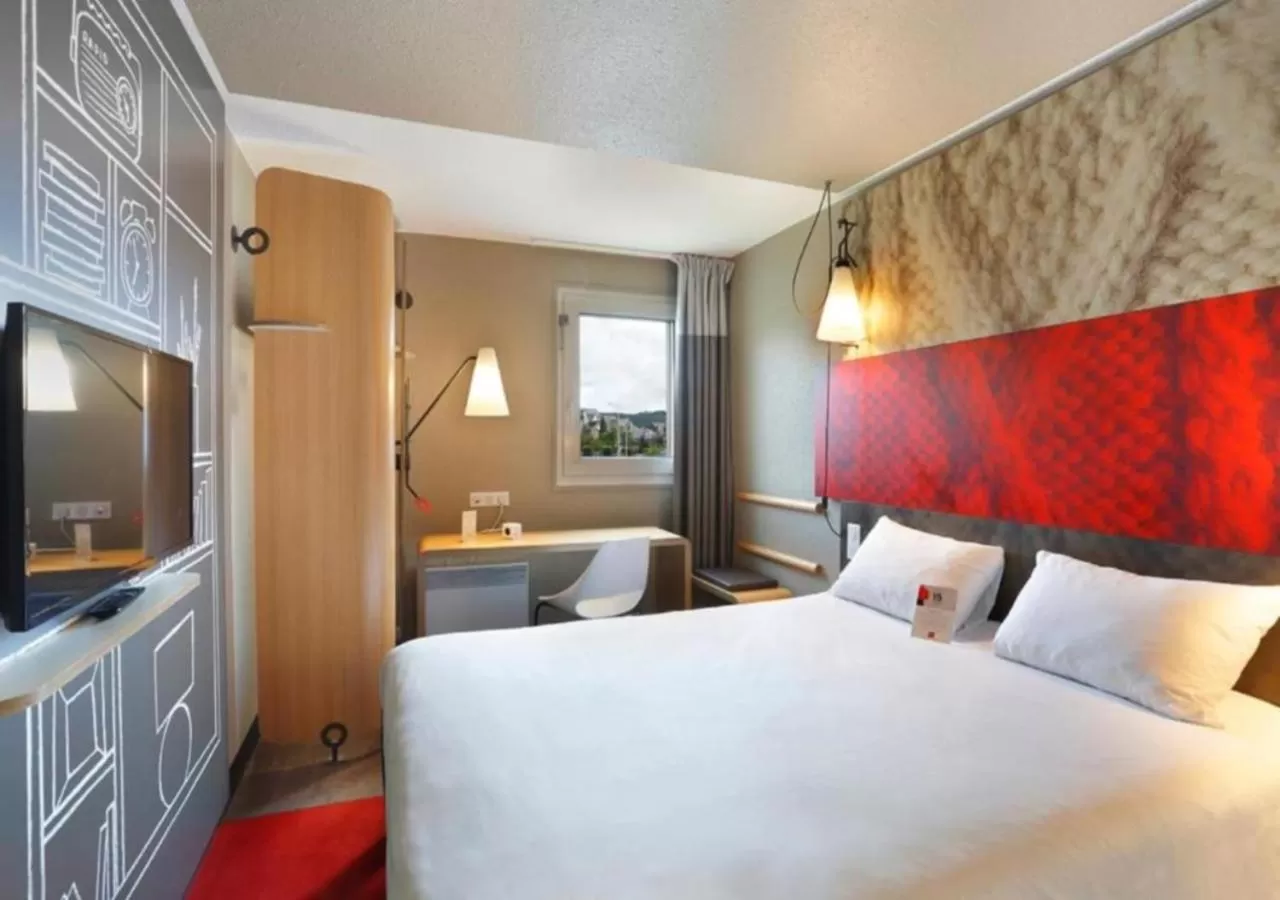 Bedroom, Bed in Ibis Le Havre Sud Harfleur