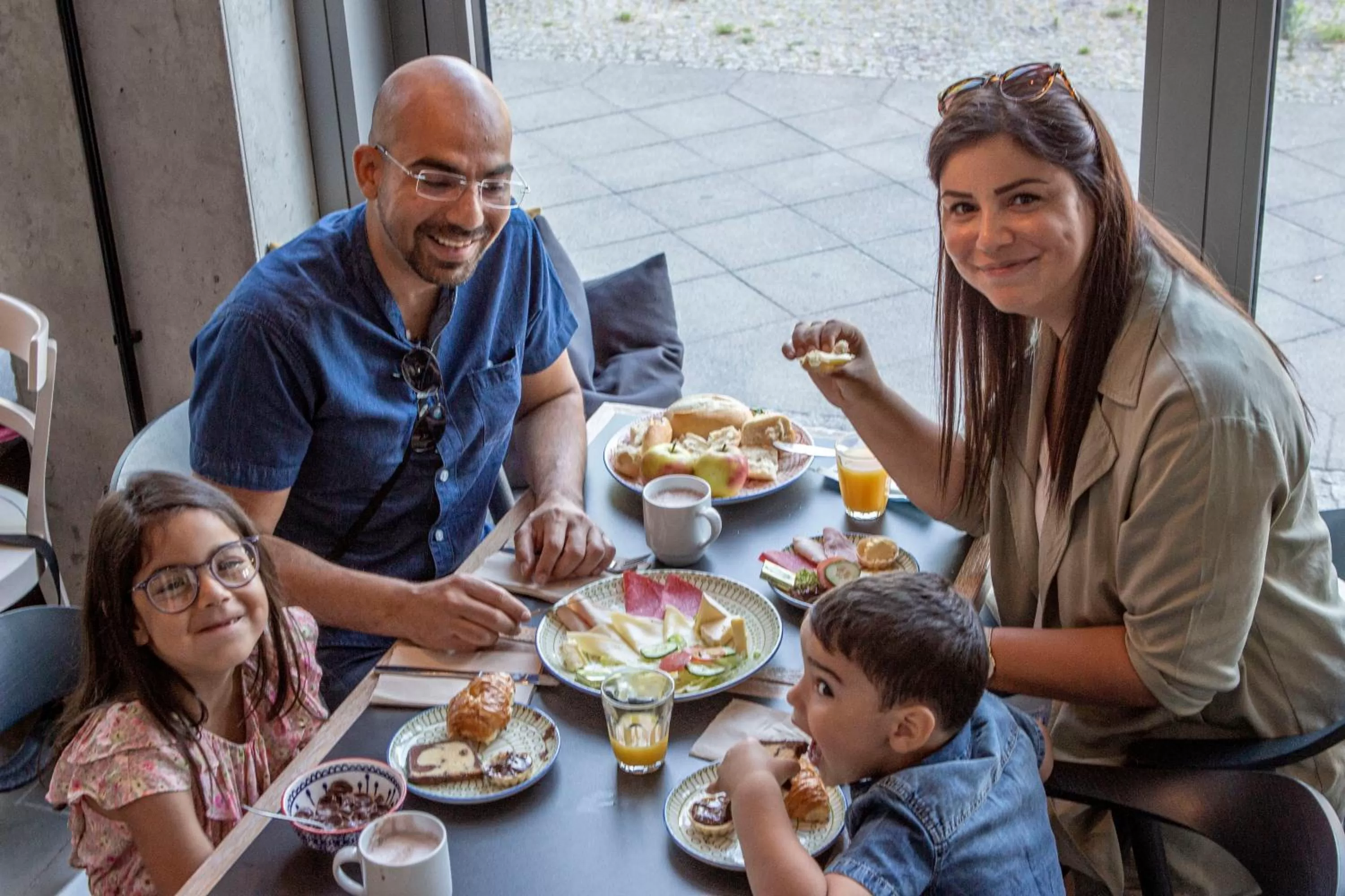 Schulz Hotel Berlin Wall at the East Side Gallery