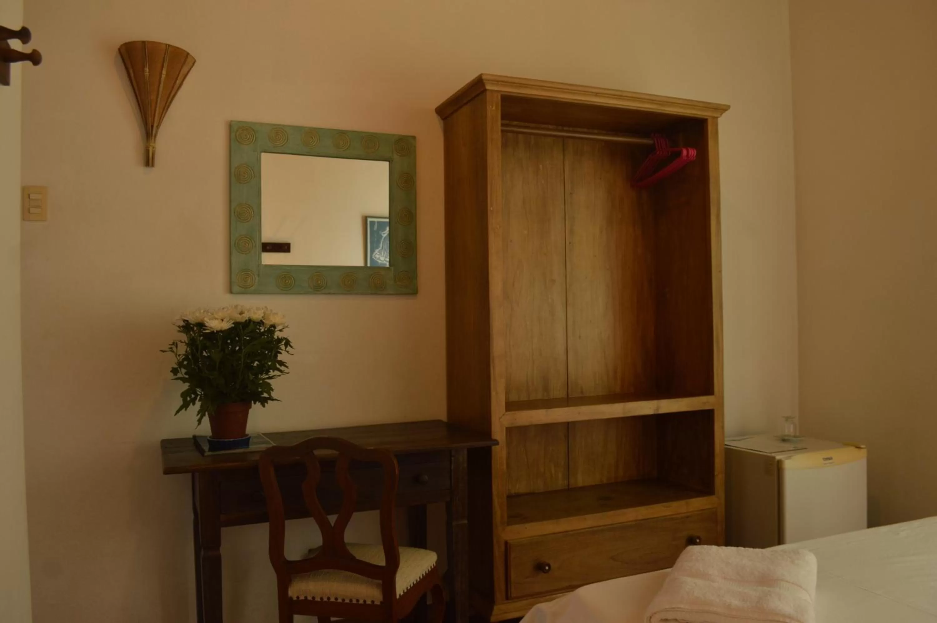 Photo of the whole room, Bed in Pousada Baluarte