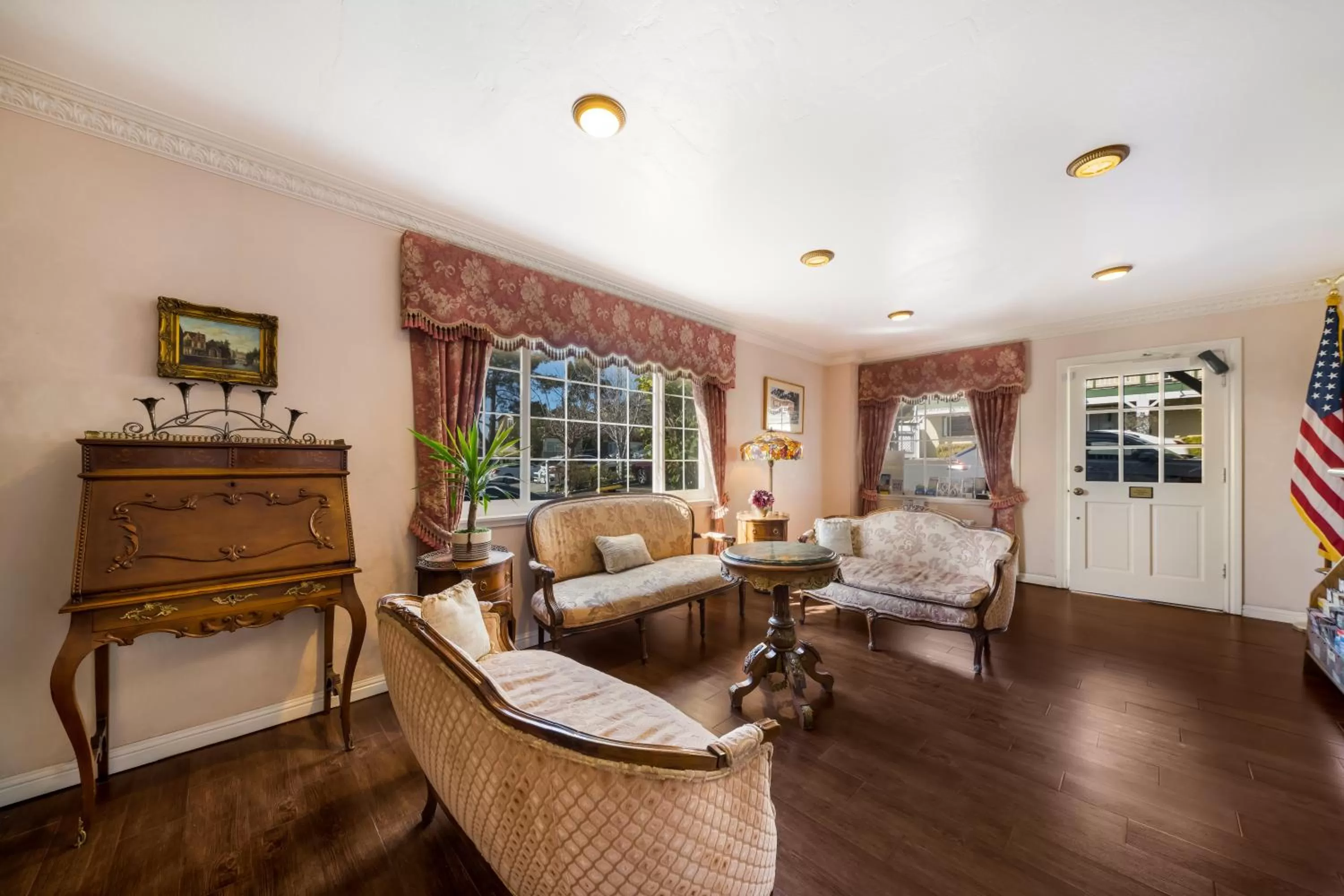 Lobby or reception in Carmel Inn & Suites