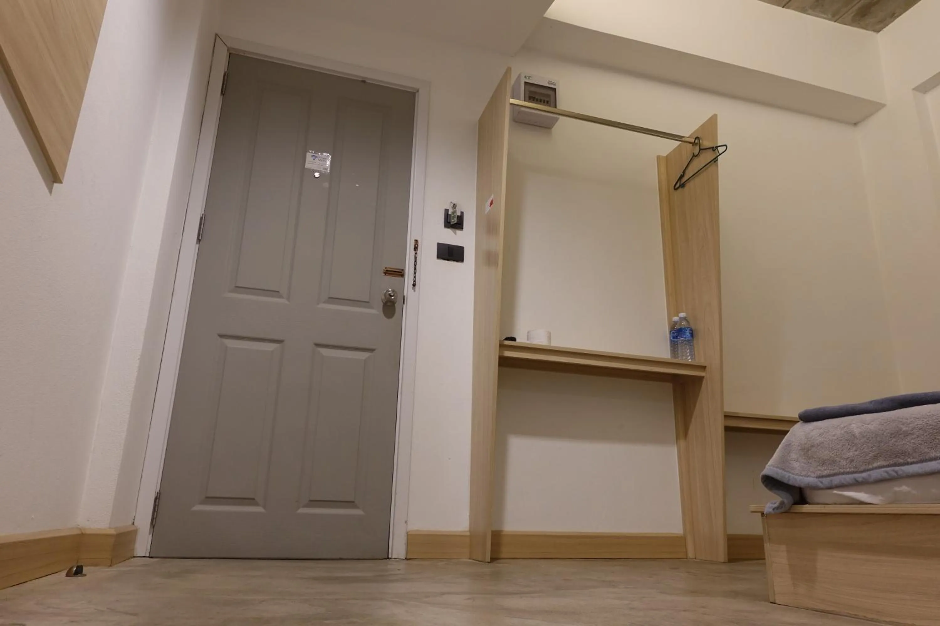 Bed-room at Suvarnabhumi Airport - Newly renovated