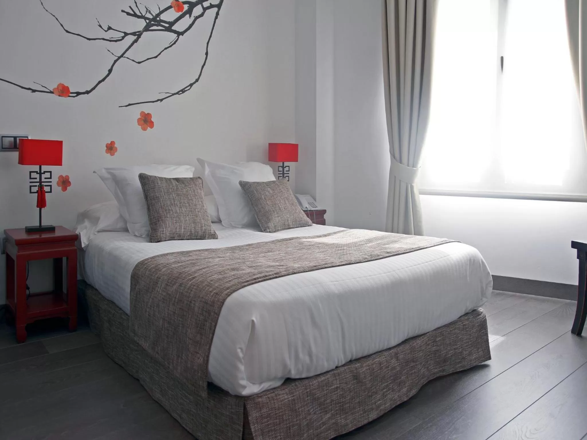 Bed in Le Petit Boutique Hotel