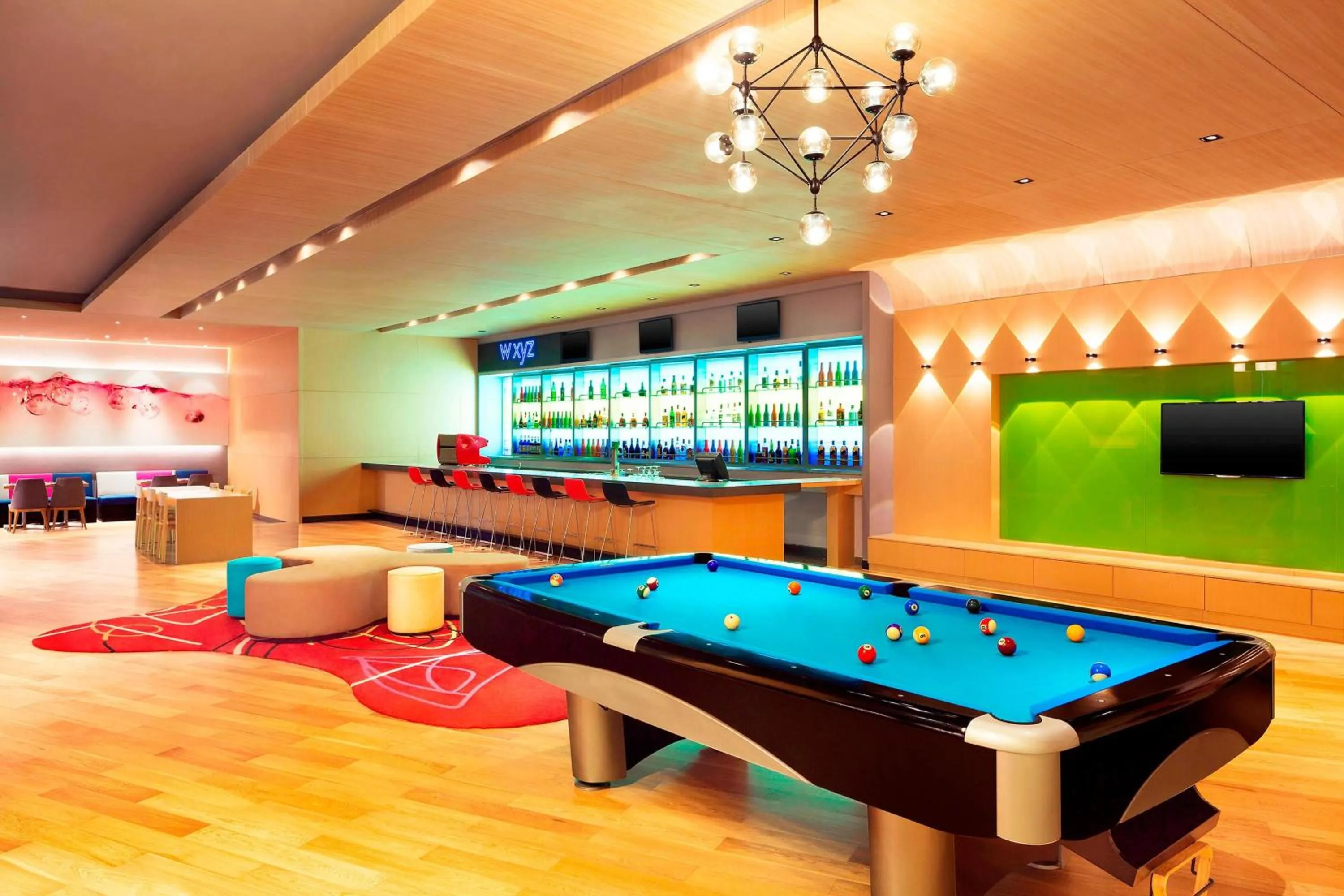Lounge or bar in Aloft Guangzhou University Park