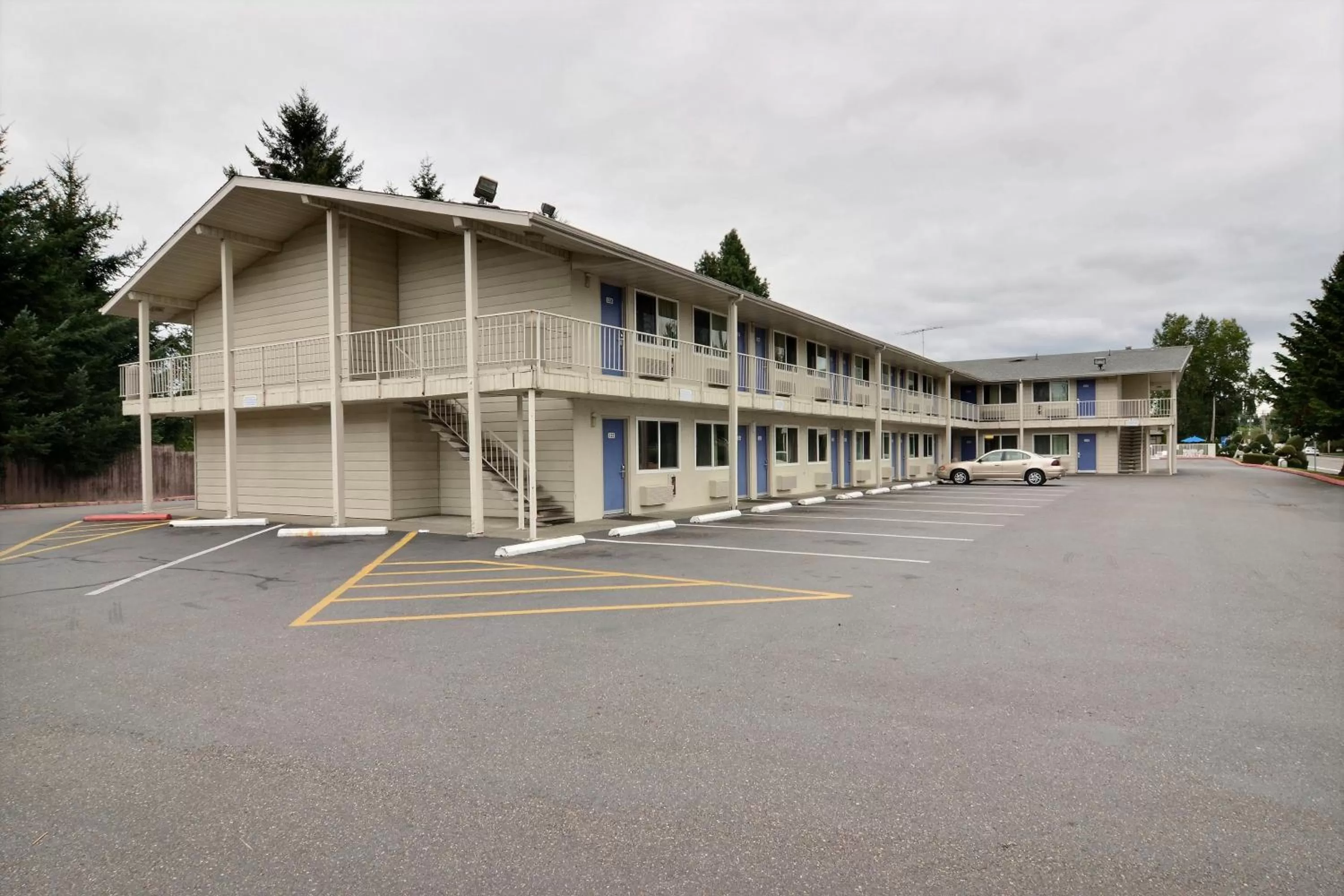 Facade/entrance in Motel 6-Tumwater, WA - Olympia