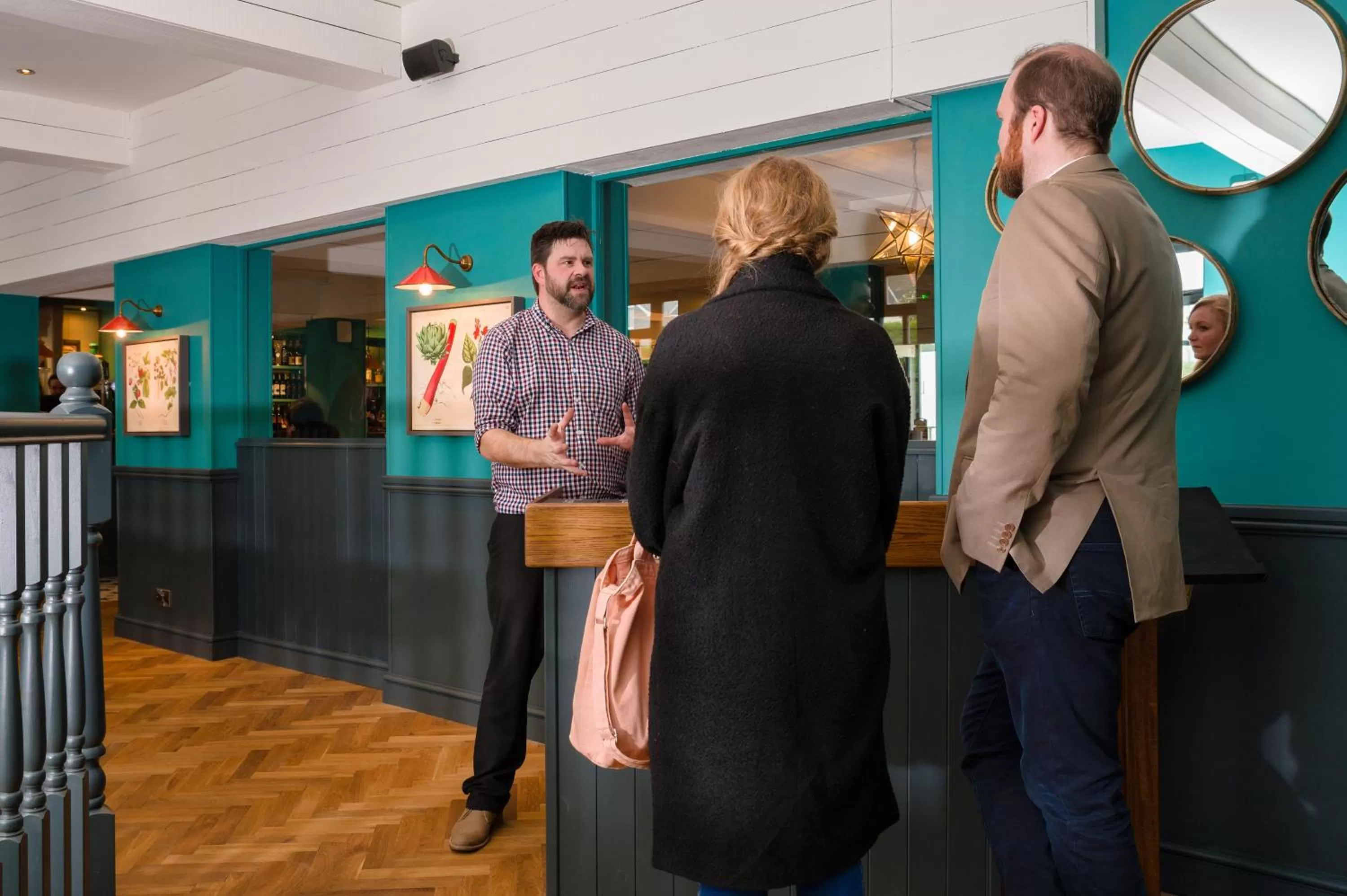 Food and drinks in County Arms