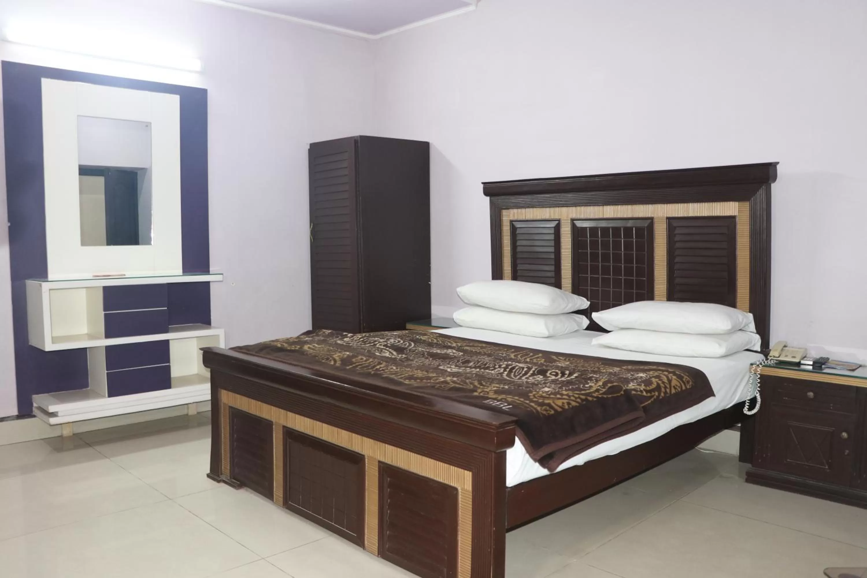 Photo of the whole room, Bed in Hotel Grace inn