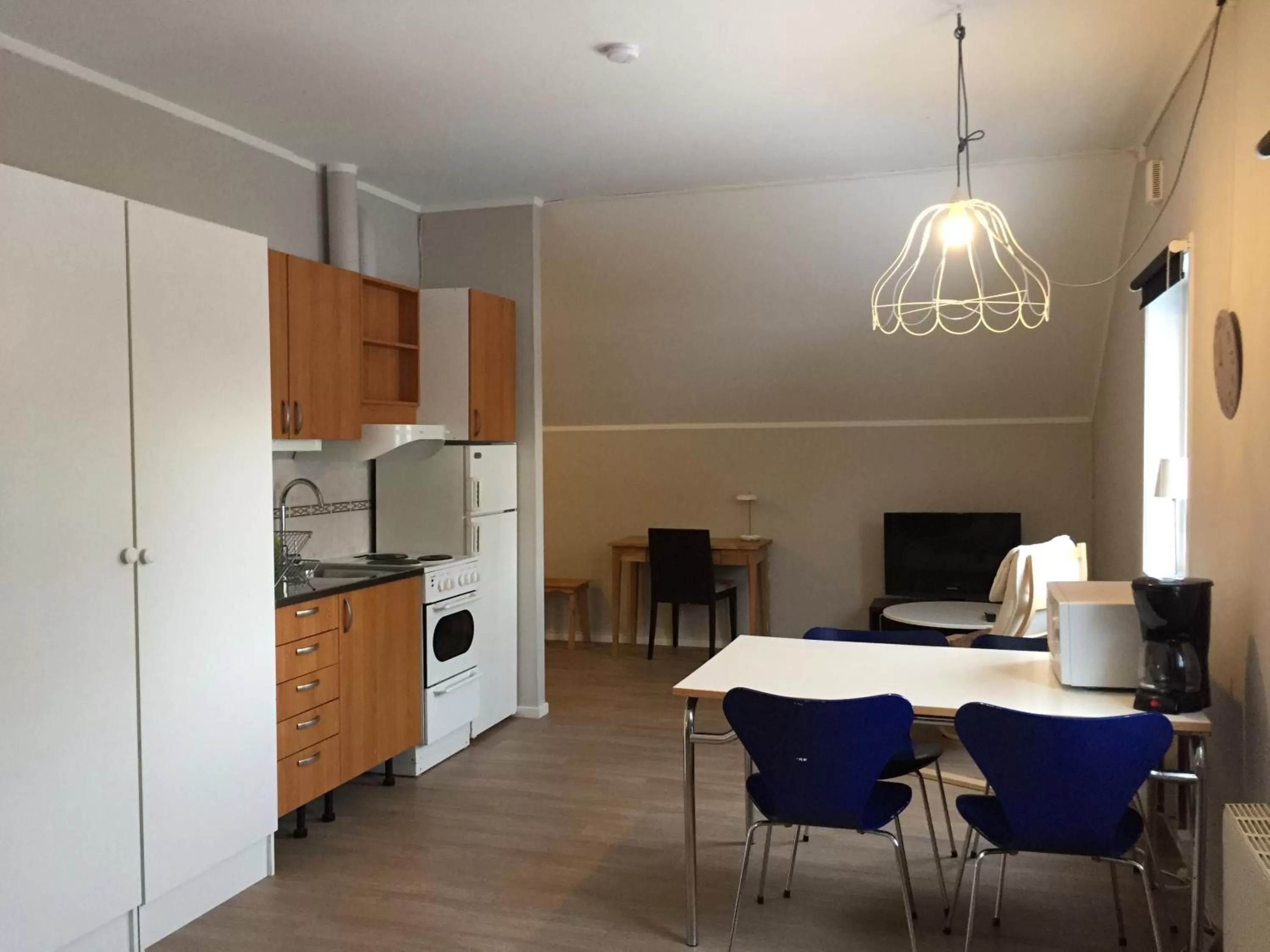 Photo of the whole room, Dining Area in Vallabiten Rum och Lägenheter