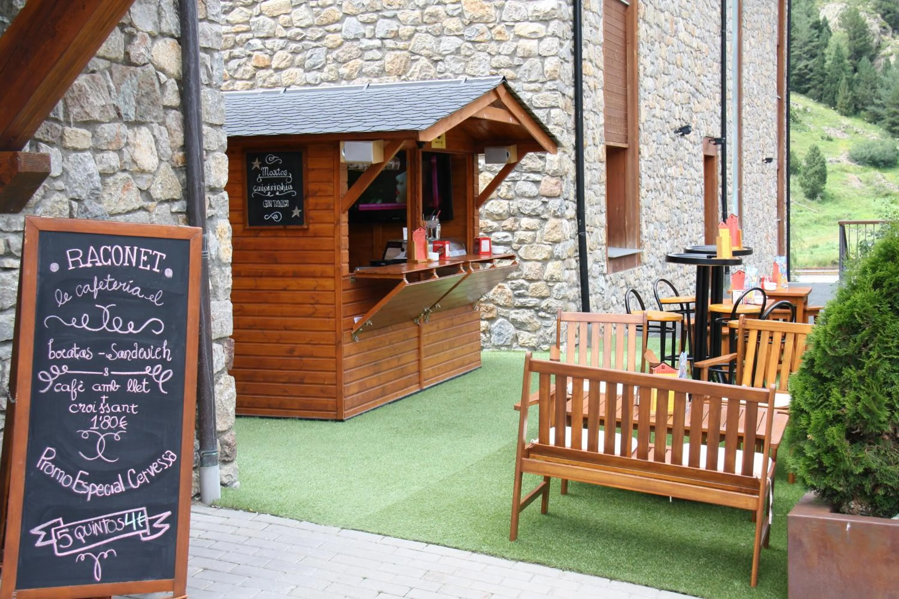 Area and facilities, Children's Play Area in Wuau! Hotel Segle XX