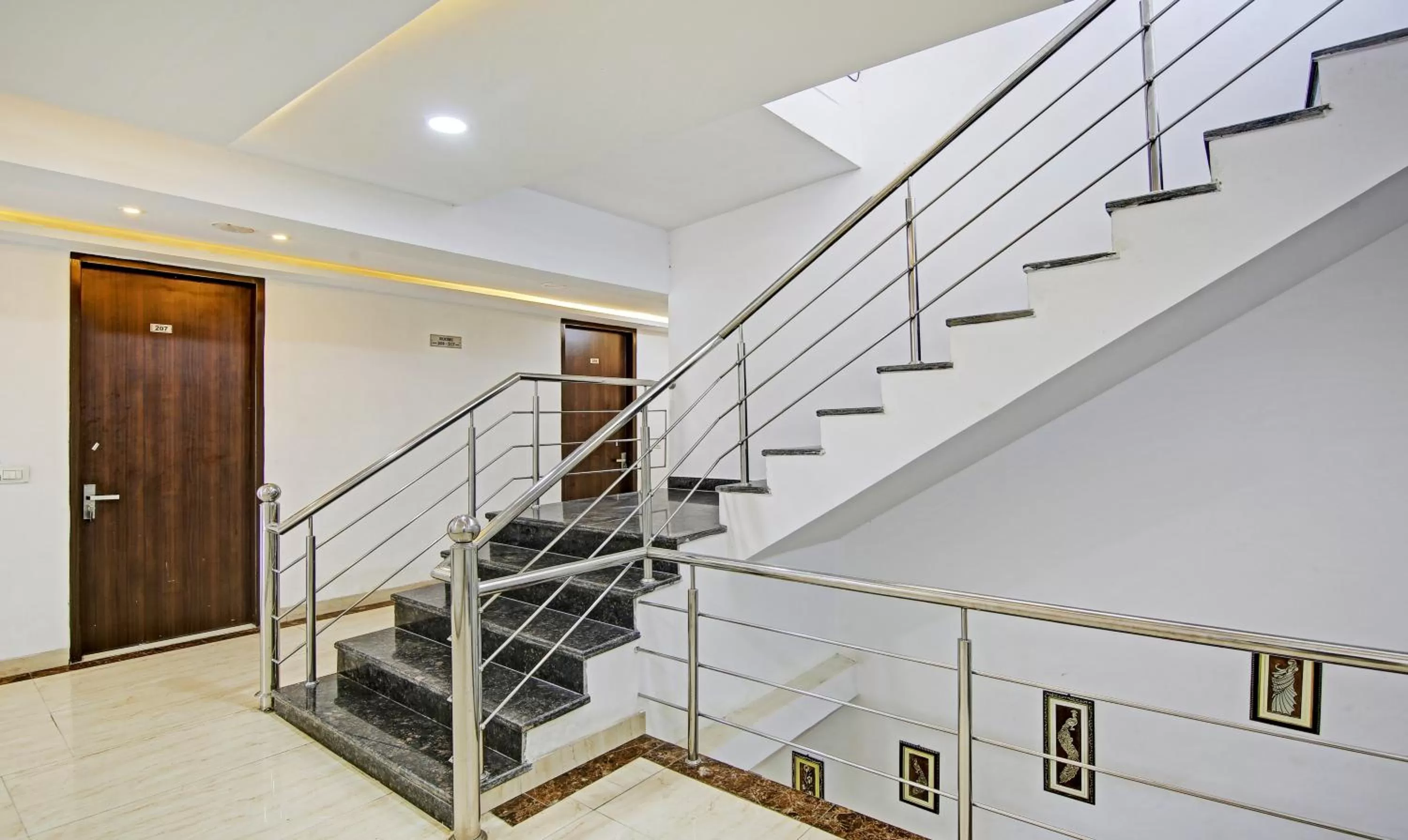 Treebo Trend Royal Empire