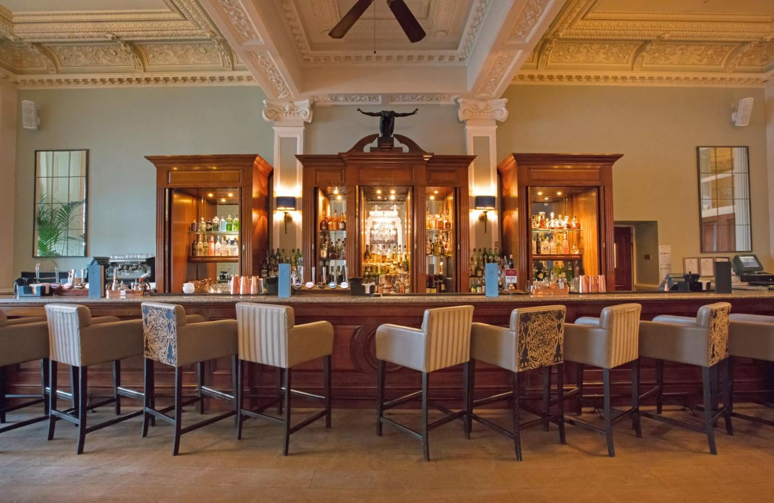 Alcoholic drinks in The Grand Brighton