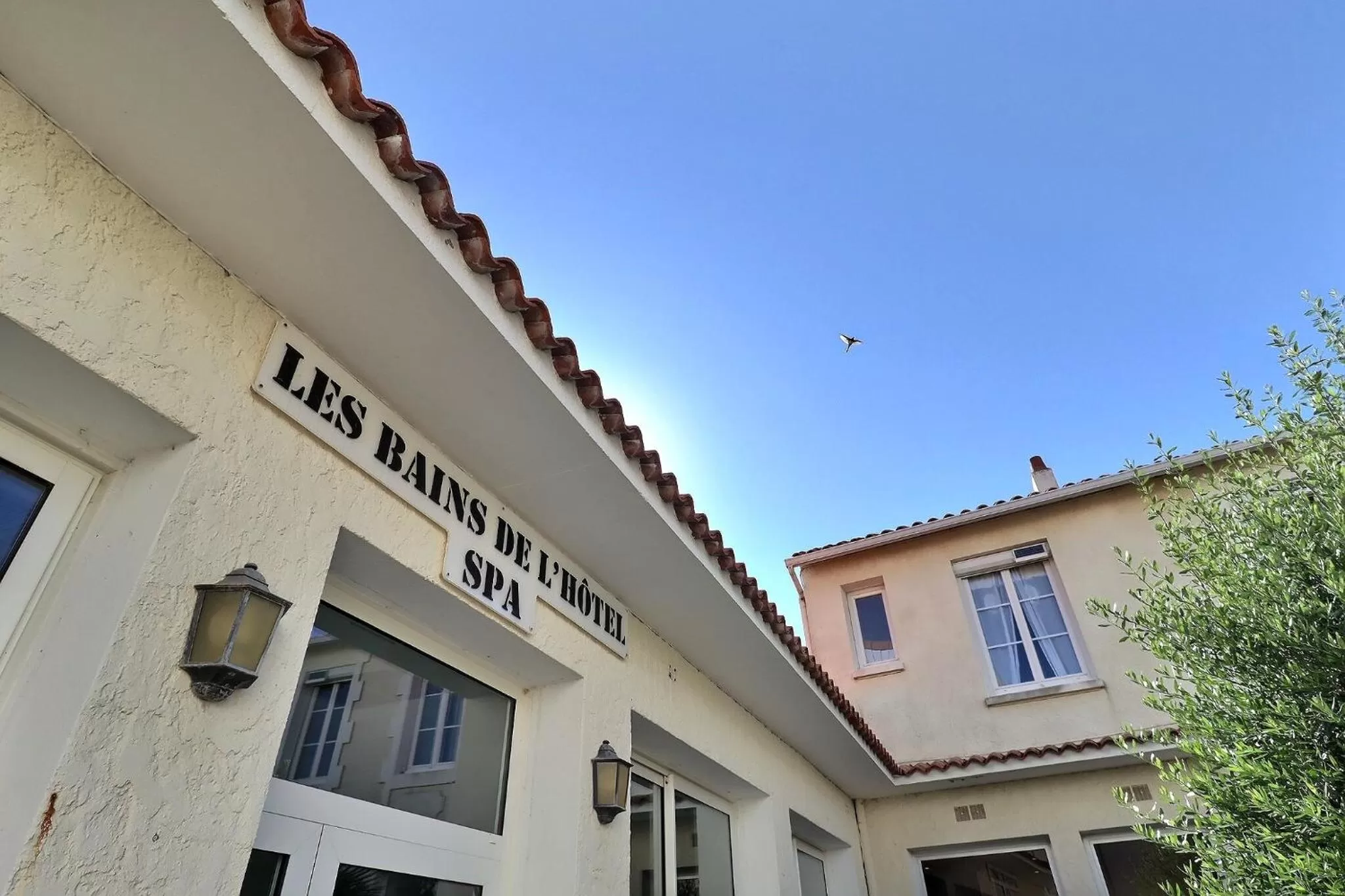 Property building in Grand Hôtel des Bains SPA