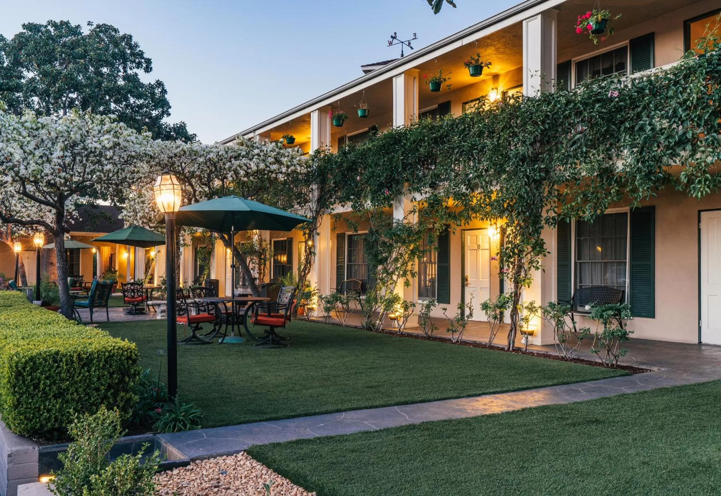 Patio in Lavender Inn by the Sea