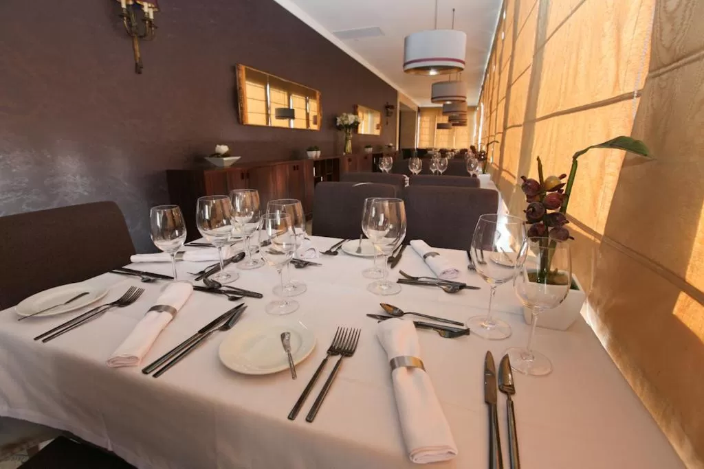 Restaurant/places to eat in Hotel do Elevador