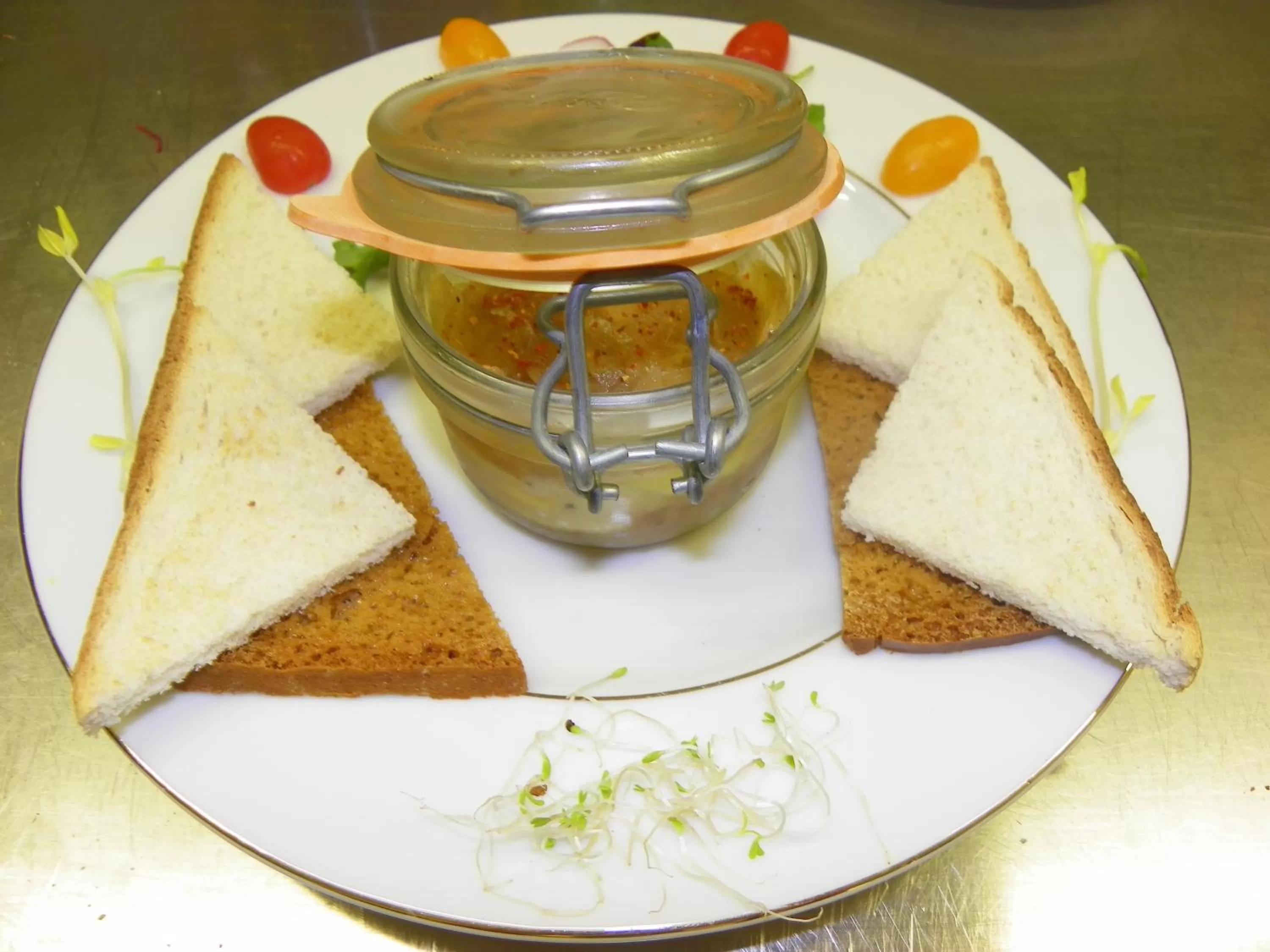 Food in Logis- Hôtel Spa Restaurant l'Epicurial