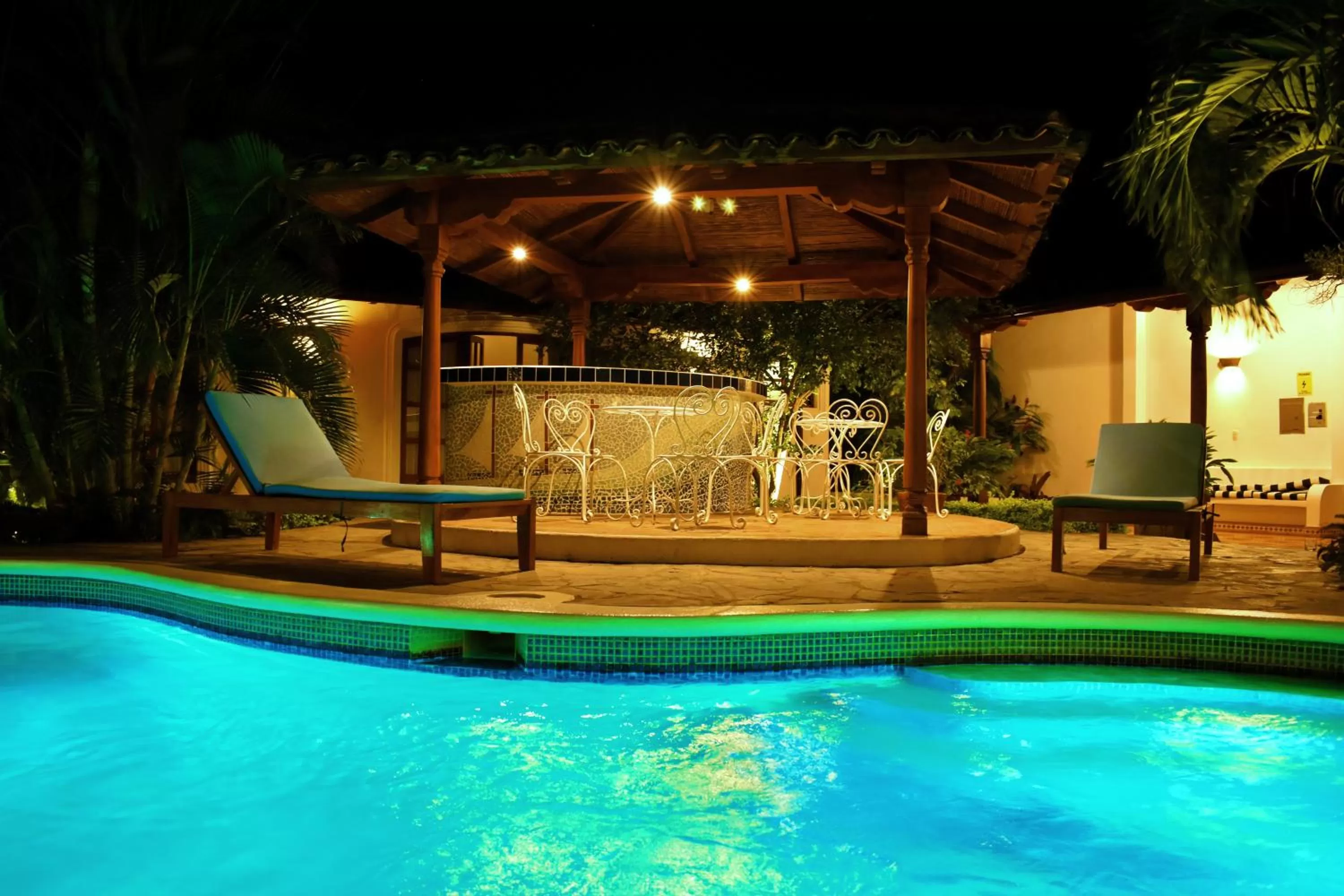 Swimming Pool in Hotel Boutique Adela