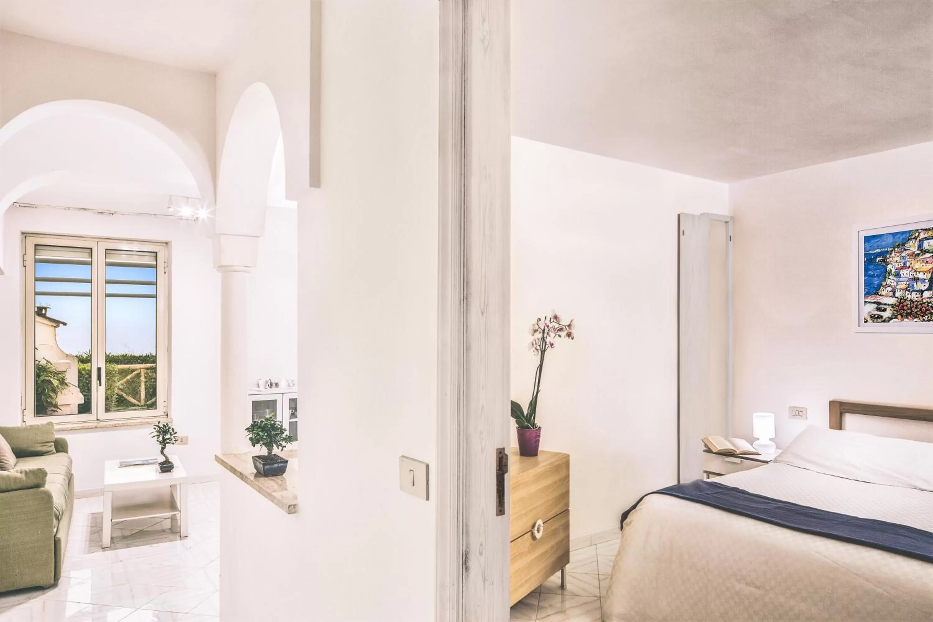 Photo of the whole room, Bed in Gocce Di Capri Resort