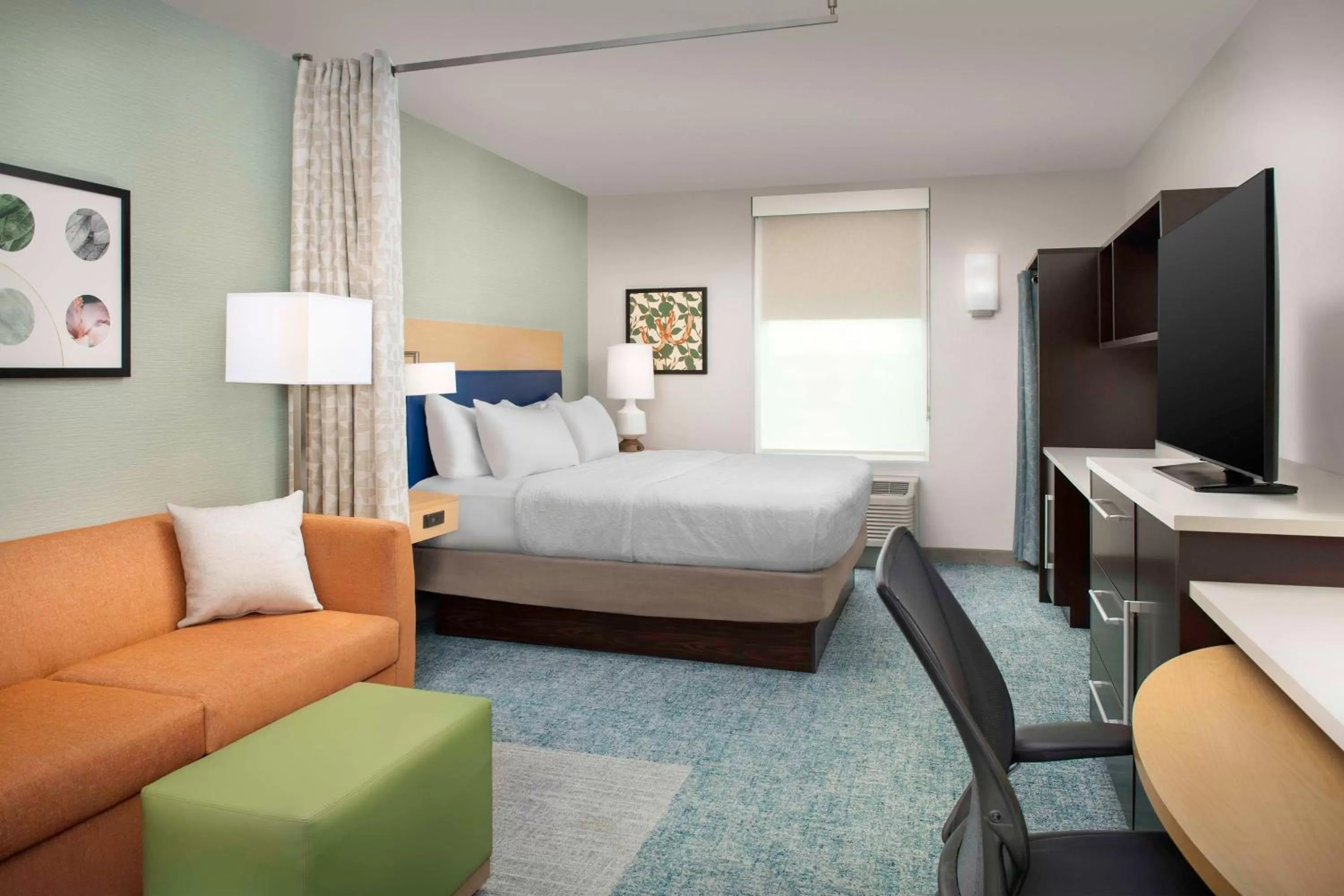 TV and multimedia, Bed in Home2 Suites by Hilton Lexington University / Medical Center