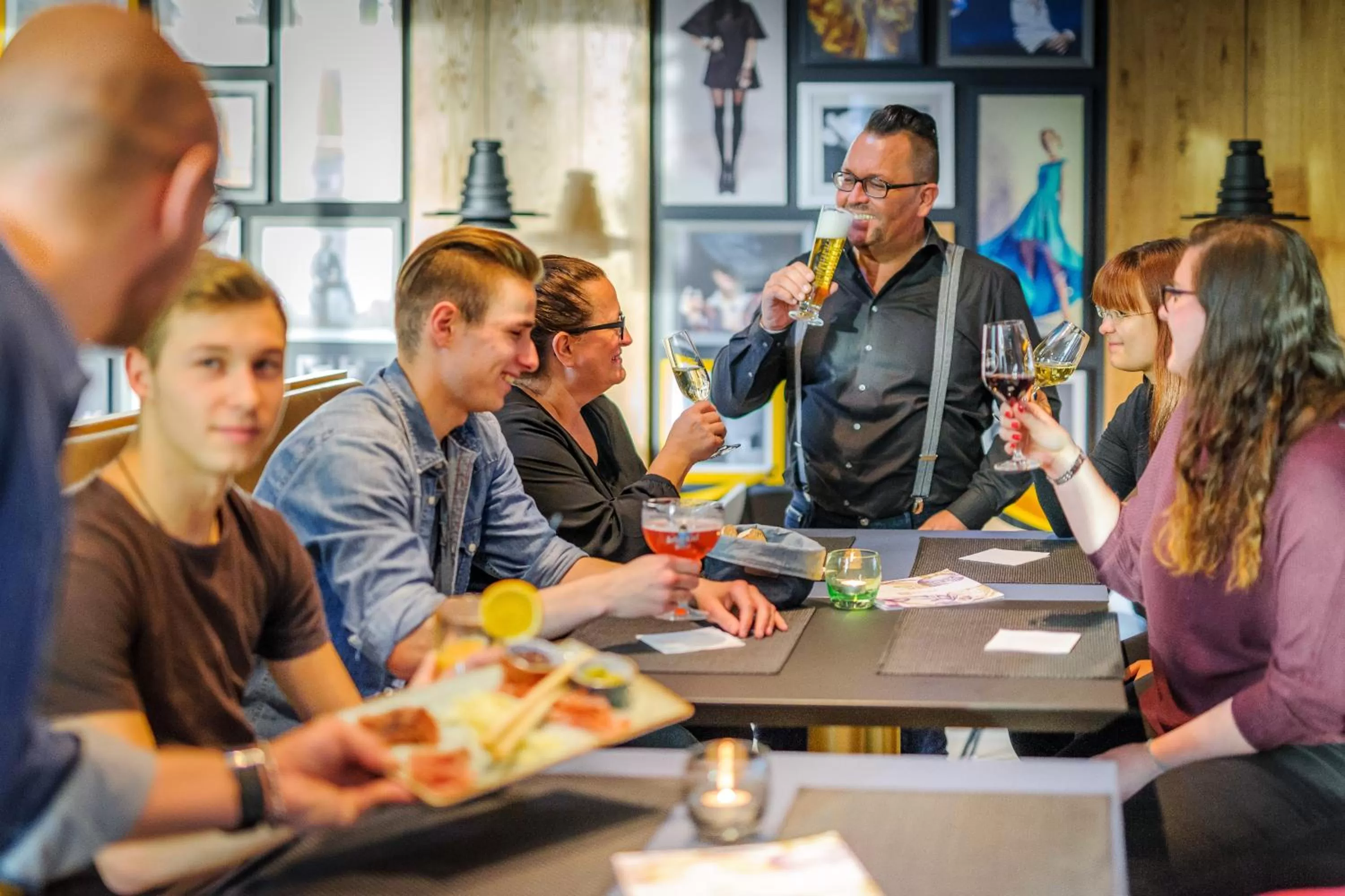 People in MERCURE Hotel Berlin Wittenbergplatz