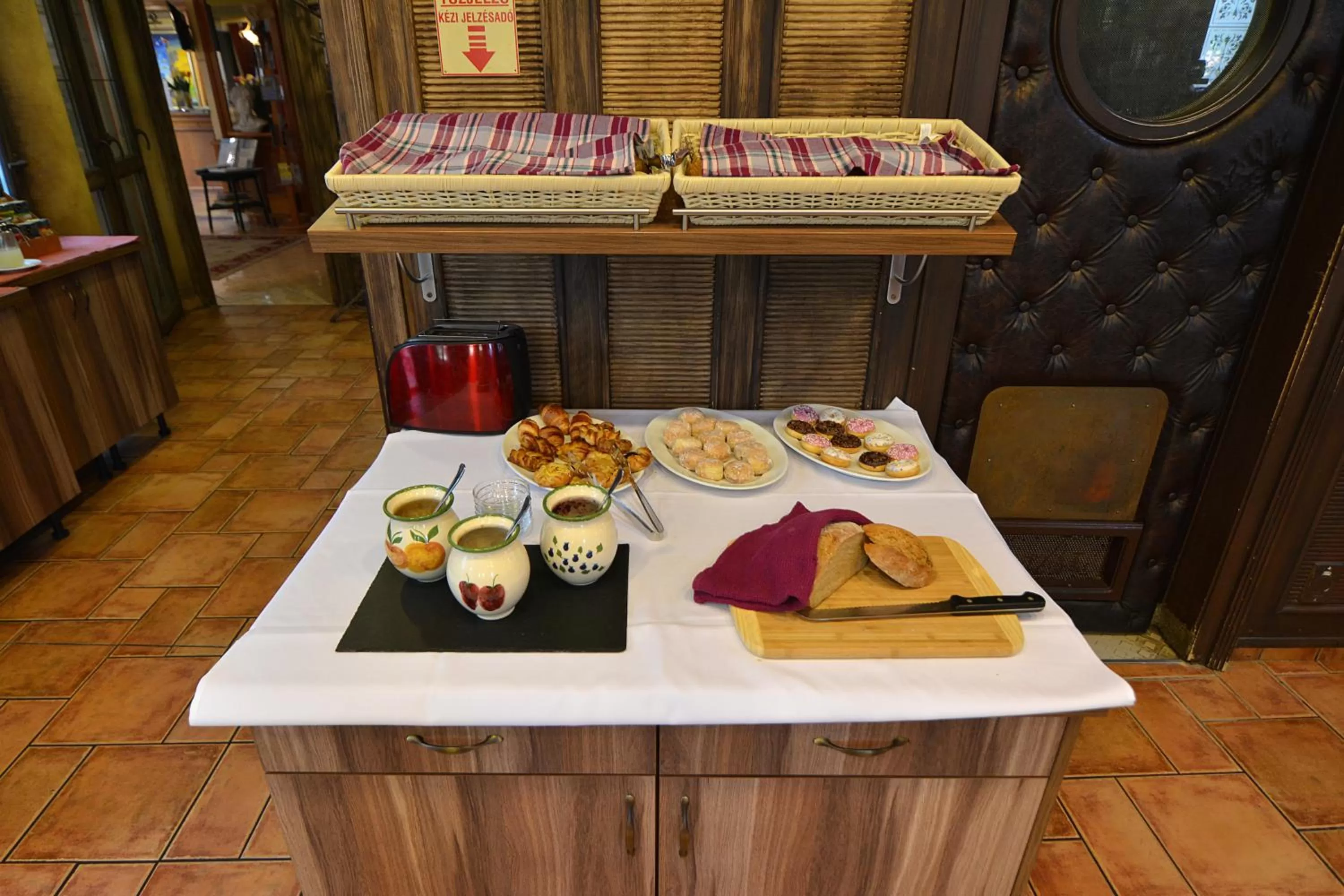 Breakfast in Hotel Villa Classica