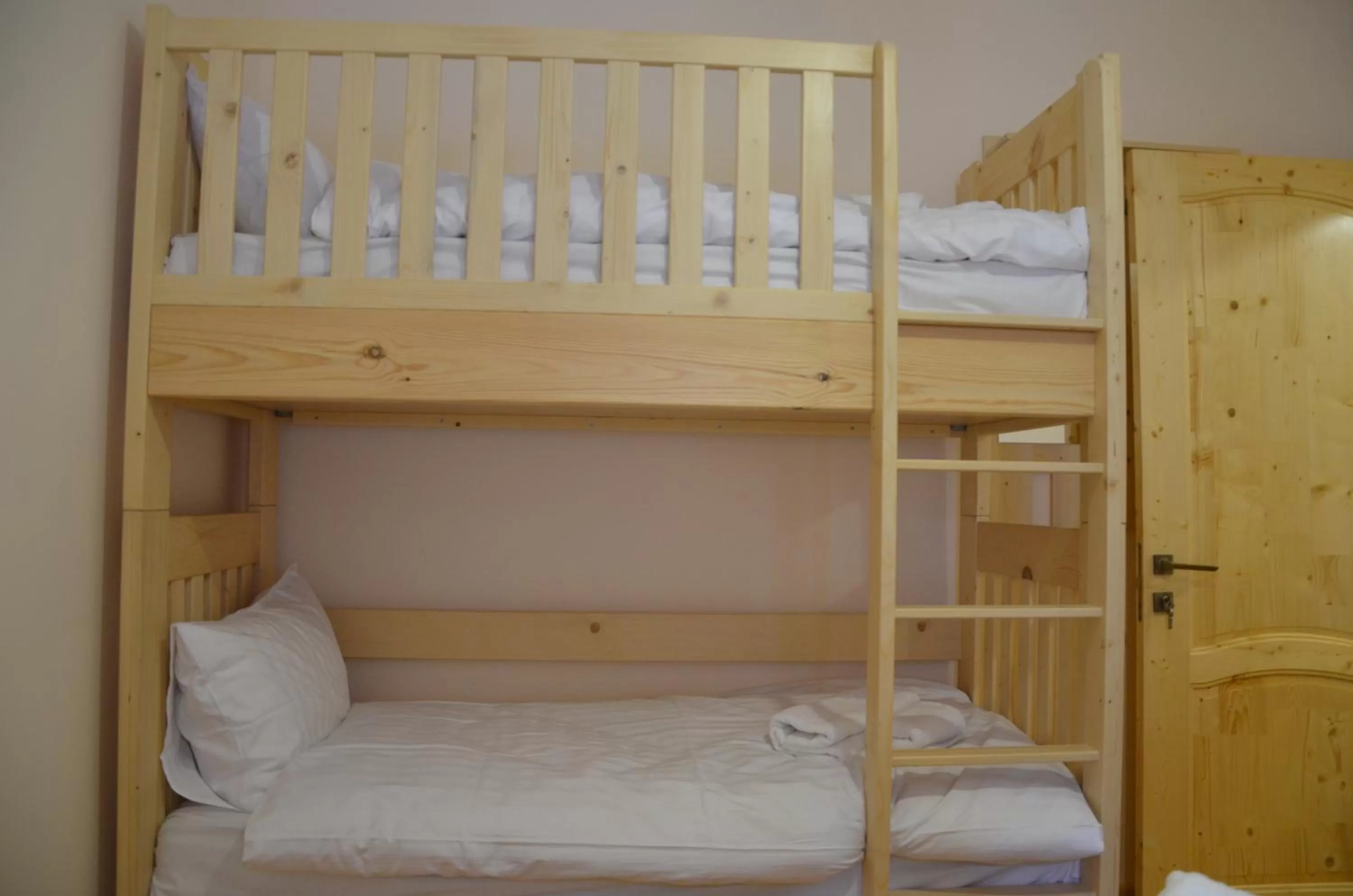 Bunk Bed in Petit Dilijan