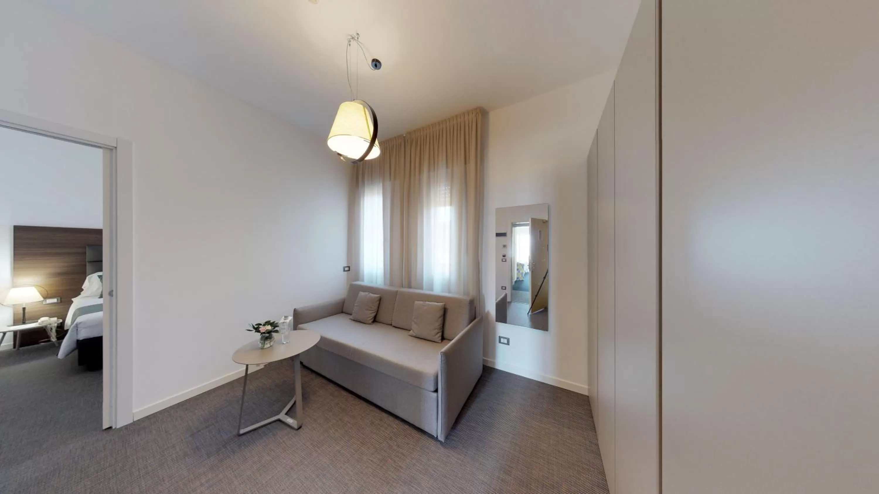 Living room, Bed in Hotel Villa Sorriso