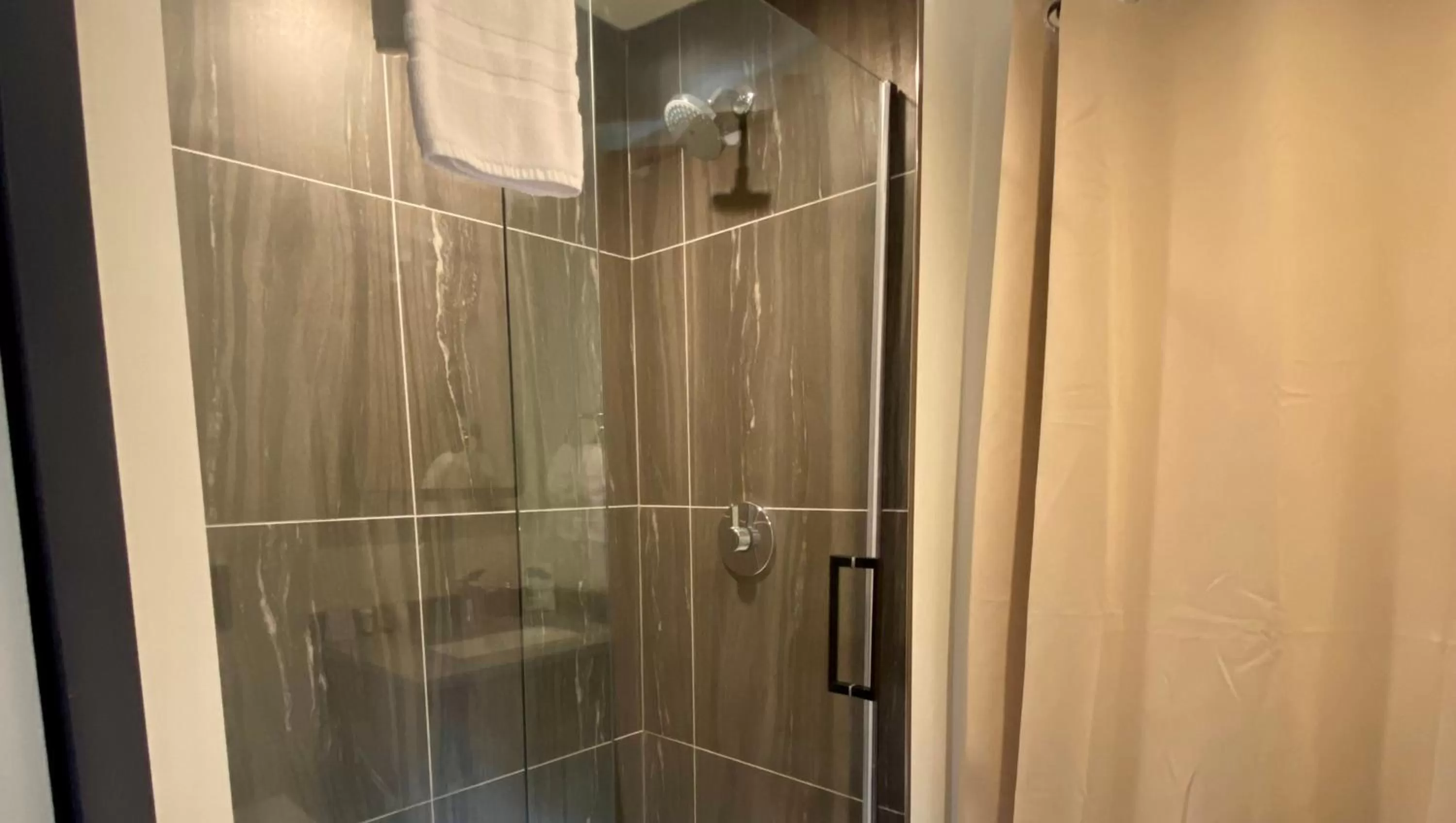 Bathroom in Ticaboo Lodge