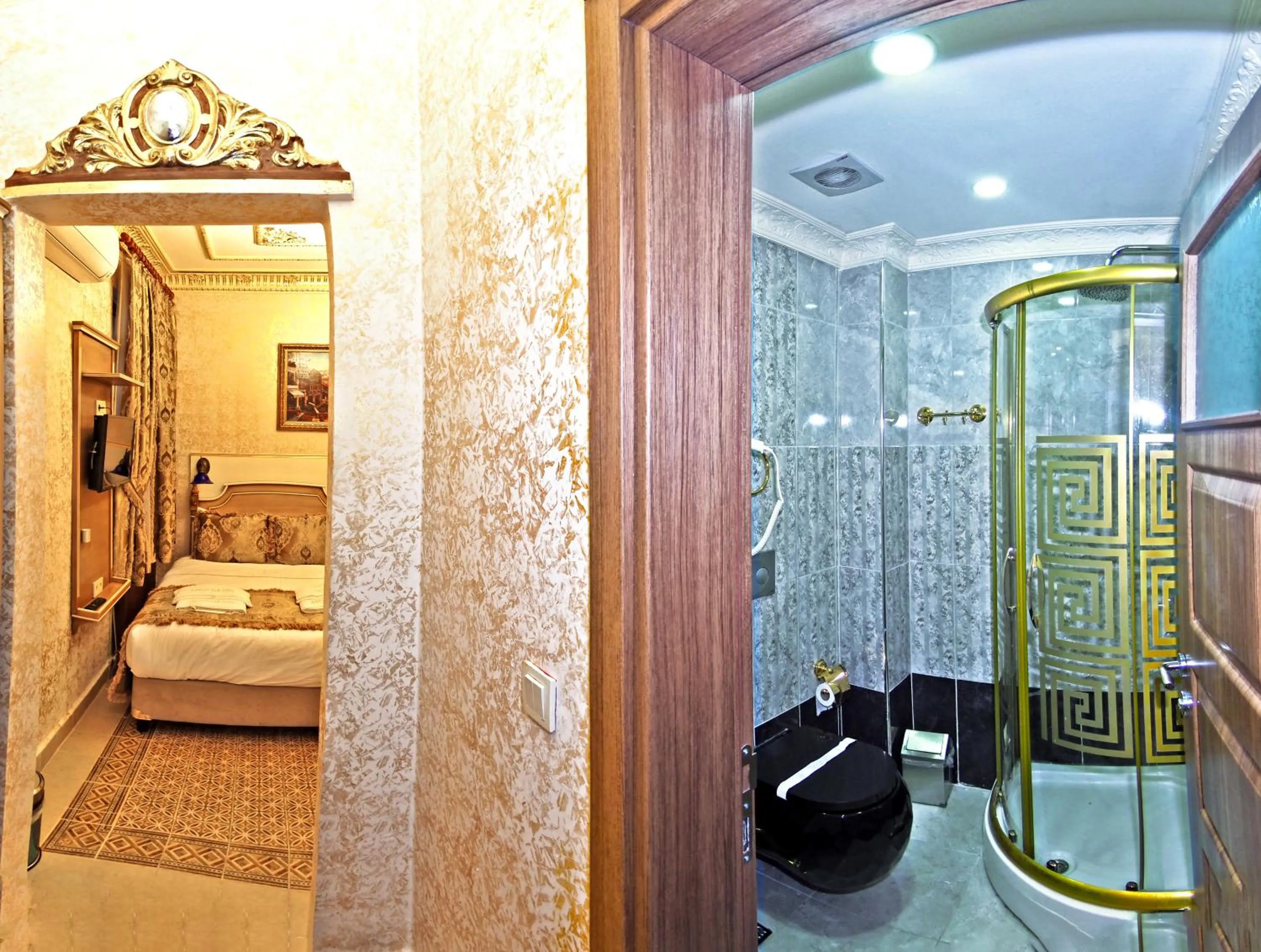Bathroom, Bed in Glamour Classic Hotel Istanbul Sirkeci