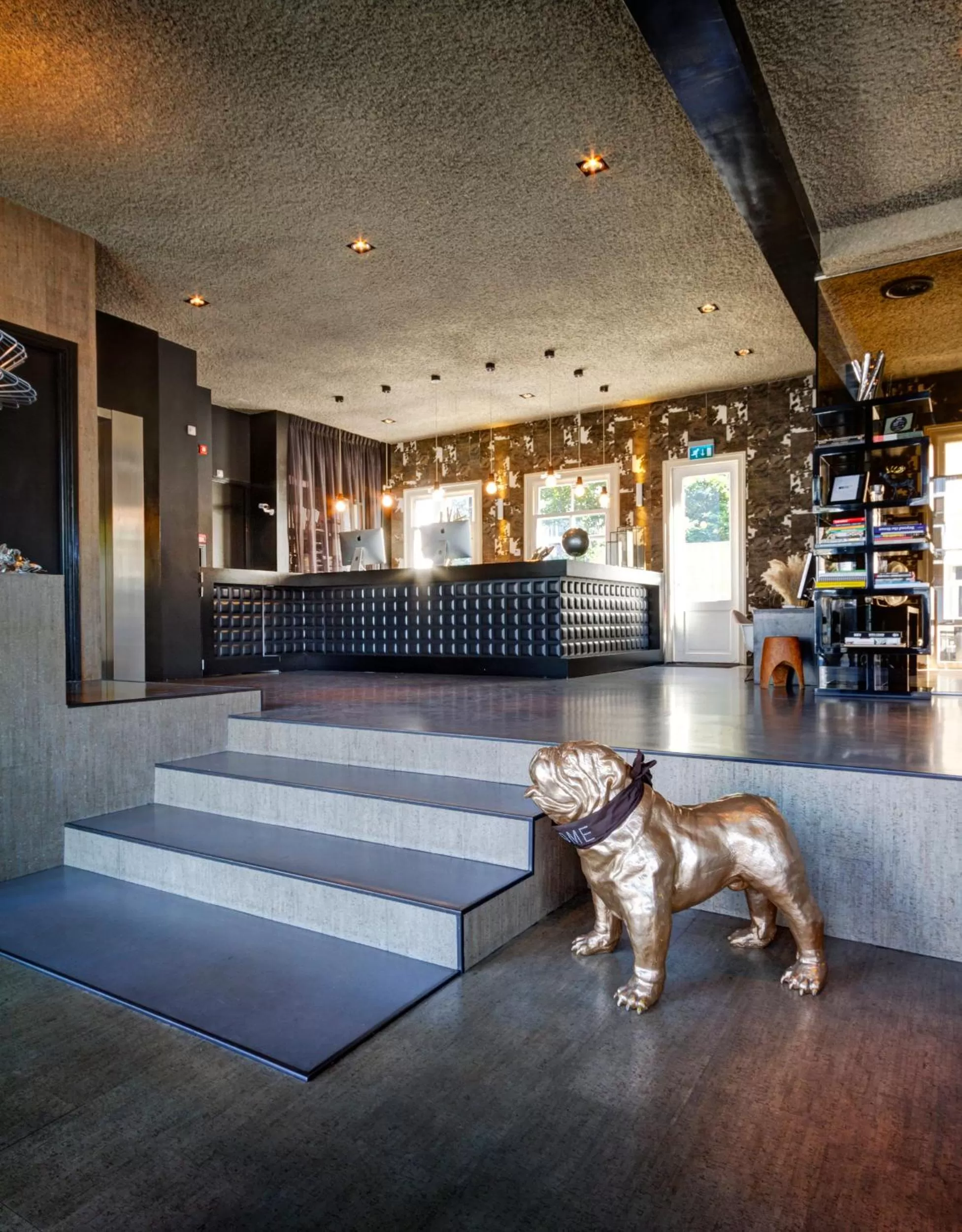 Lobby or reception in V Lofts