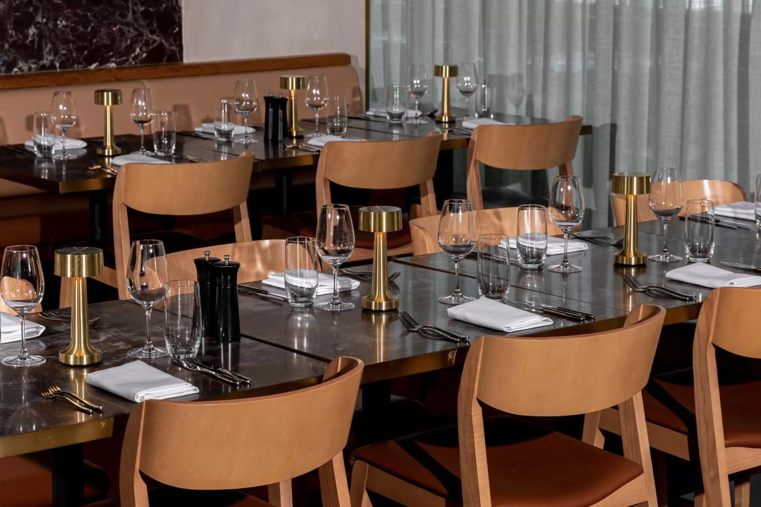 Restaurant/places to eat in Rydges Sydney Airport Hotel
