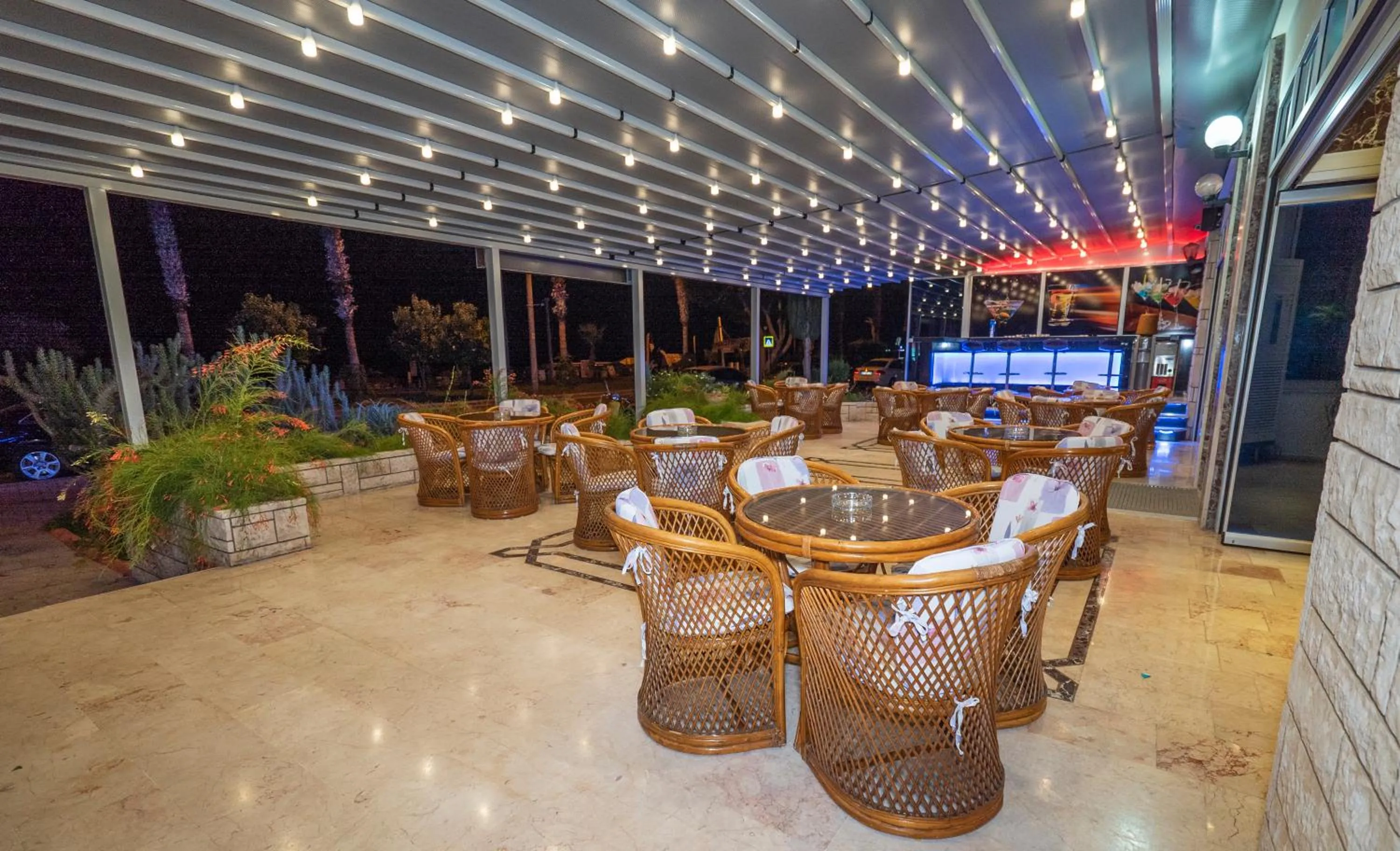 Facade/entrance in Kleopatra Celine Hotel