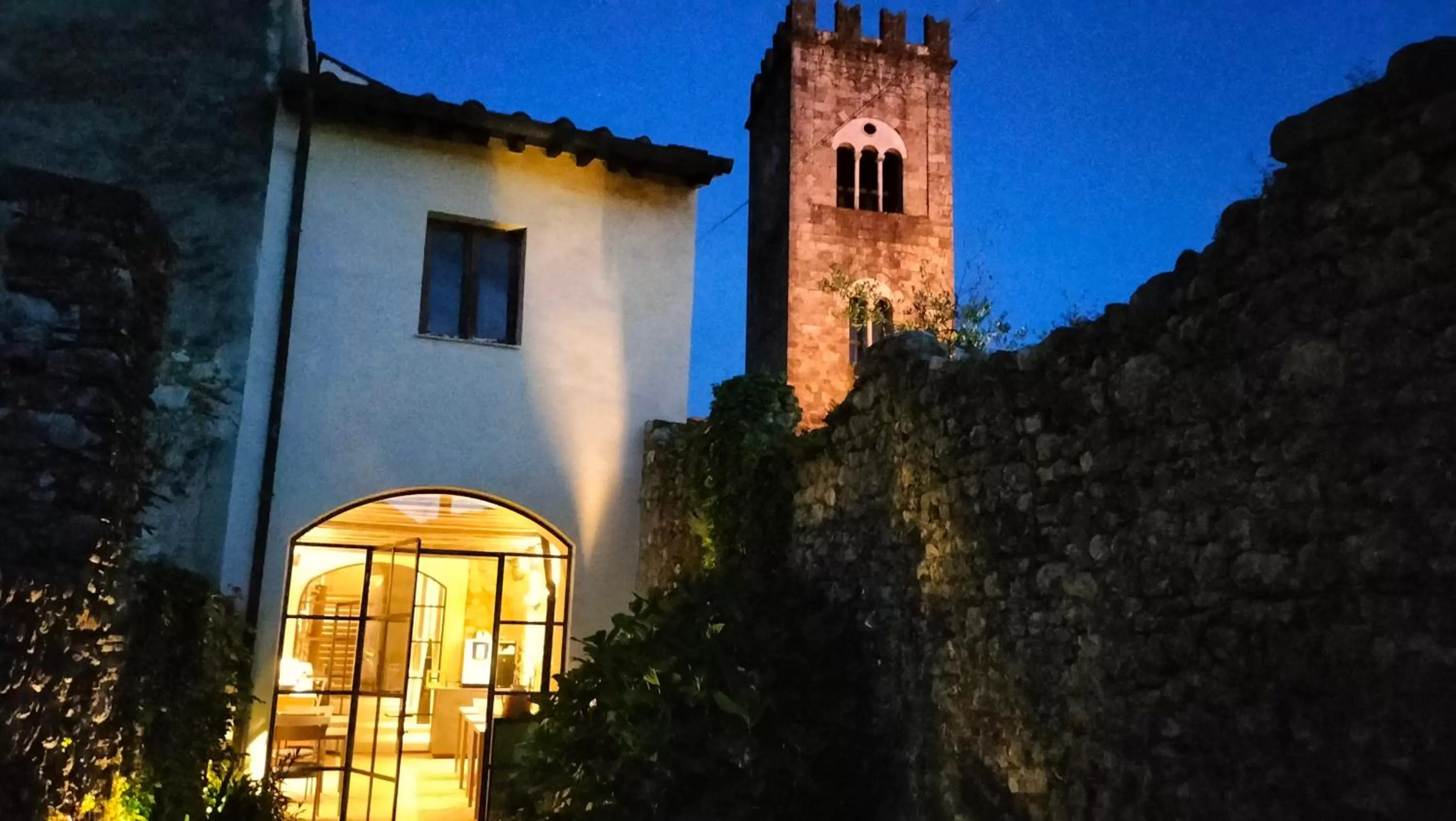 Garden, Property Building in Badia Giulia Prestigious Historical B&B