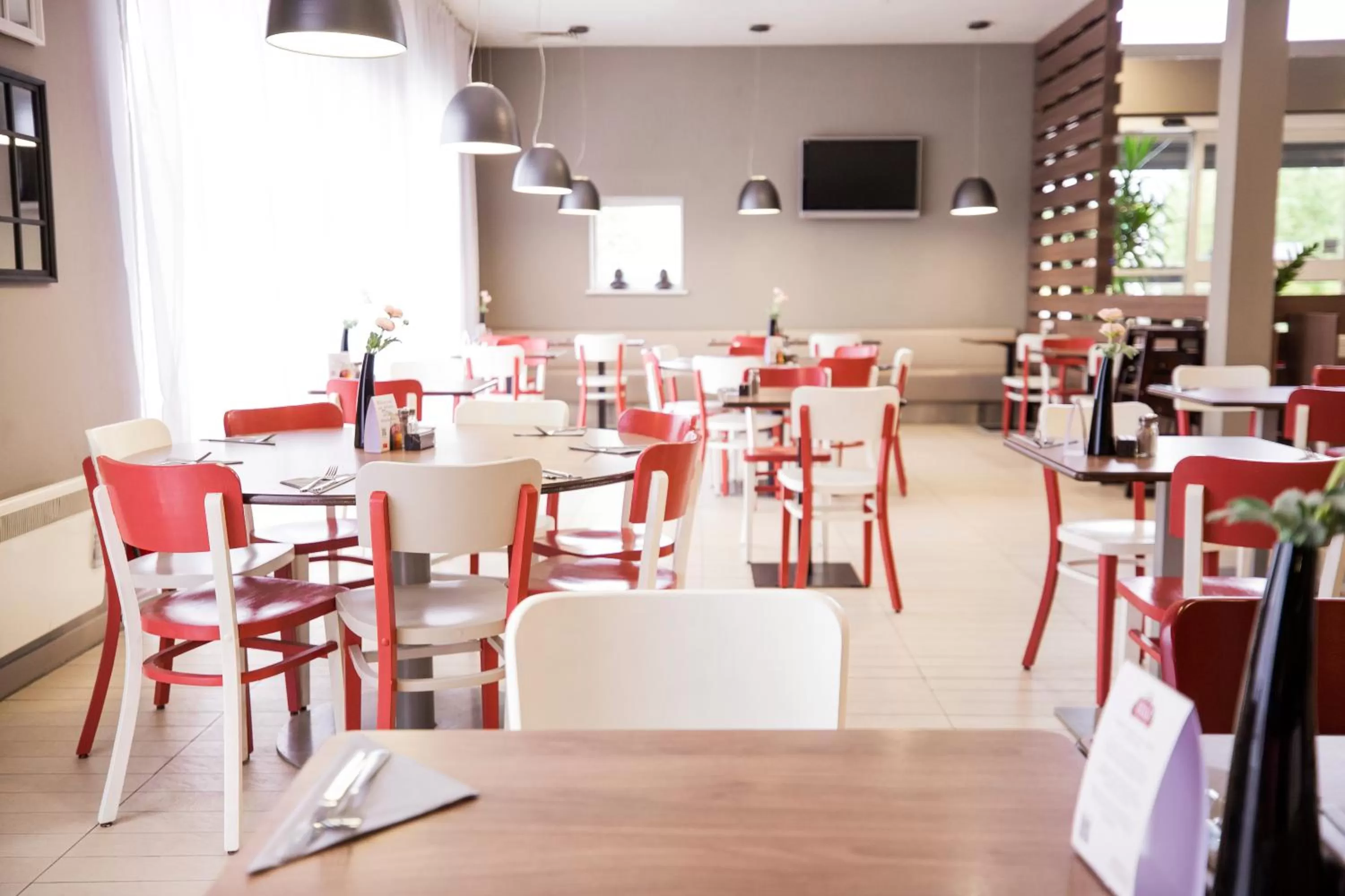 Restaurant/places to eat in Campanile Hotel Northampton