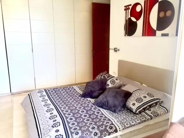 Bedroom, Pets in Raphael Apartments