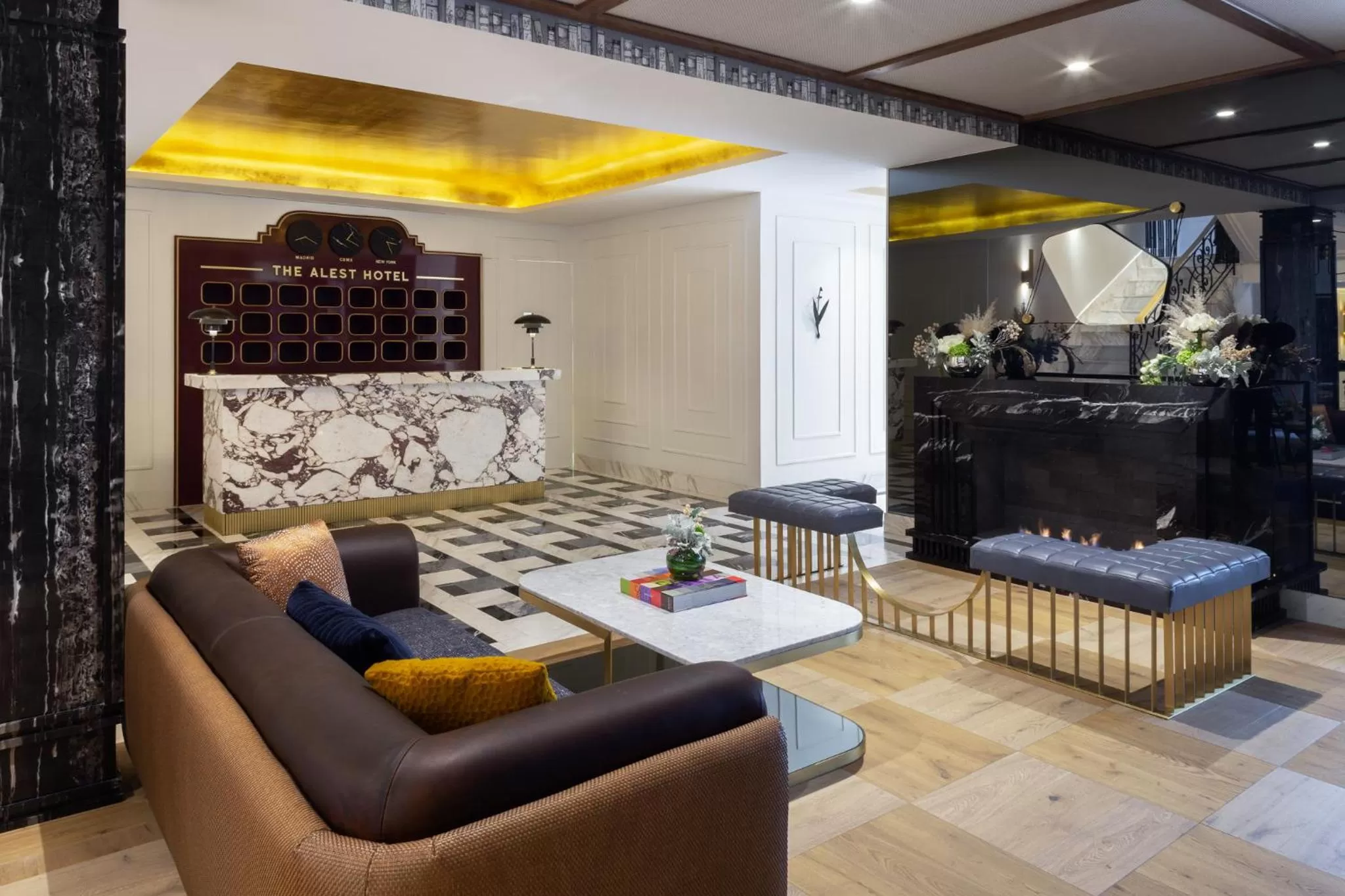 Lobby or reception in The Alest Hotel