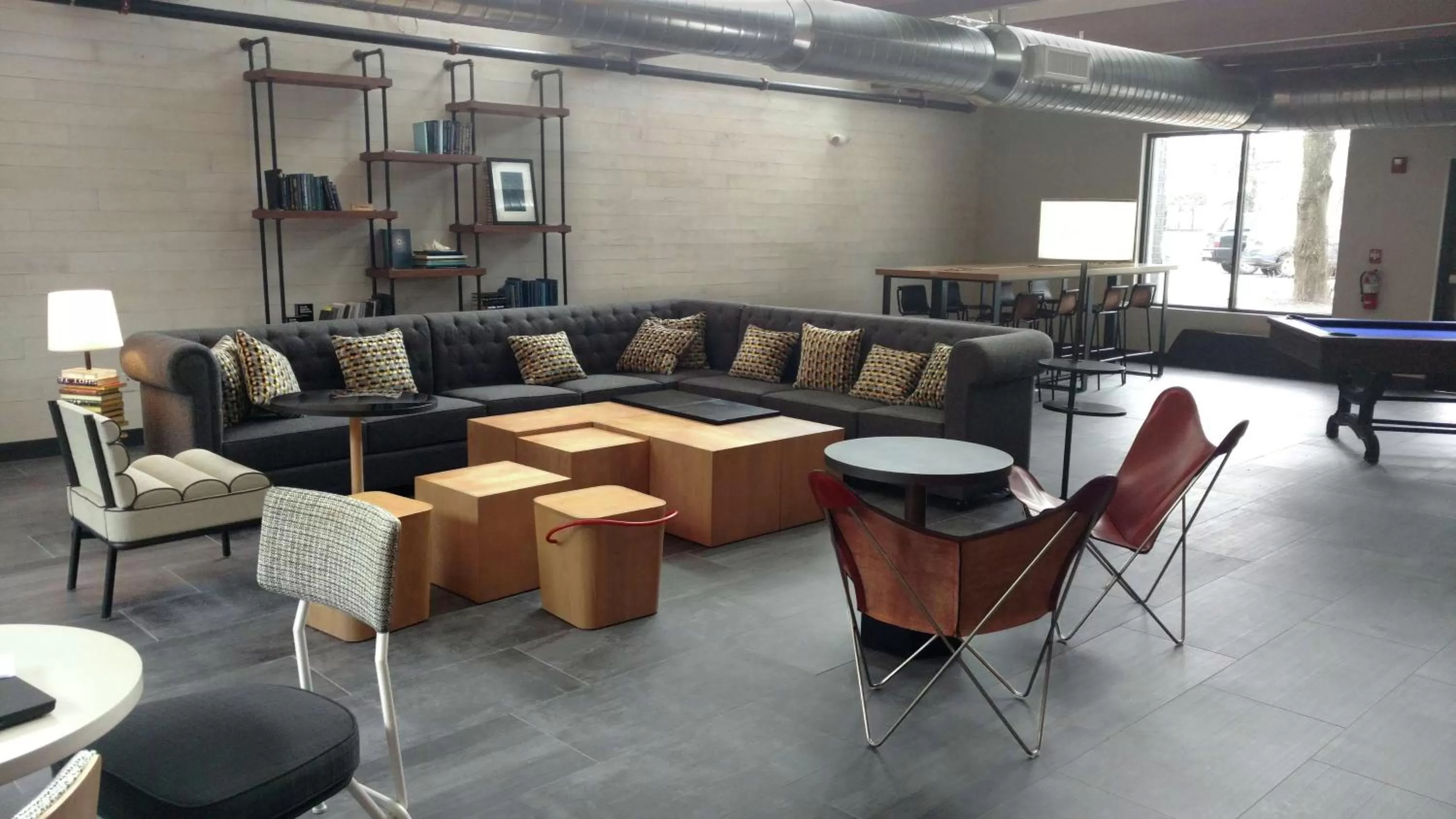 Lounge or bar in Freepoint Hotel Cambridge, Tapestry Collection by Hilton