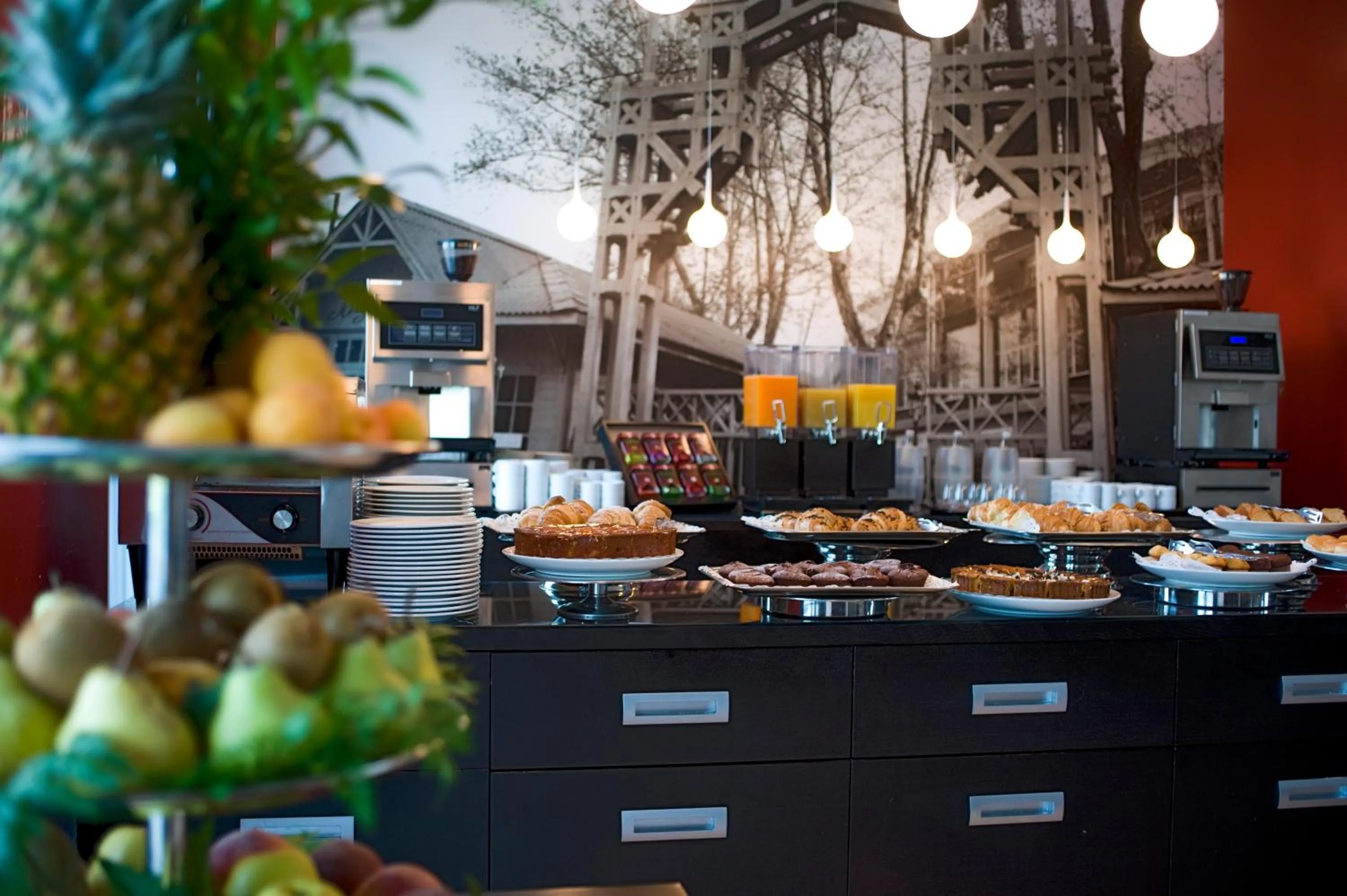 Restaurant/places to eat in Domina Milano Fiera