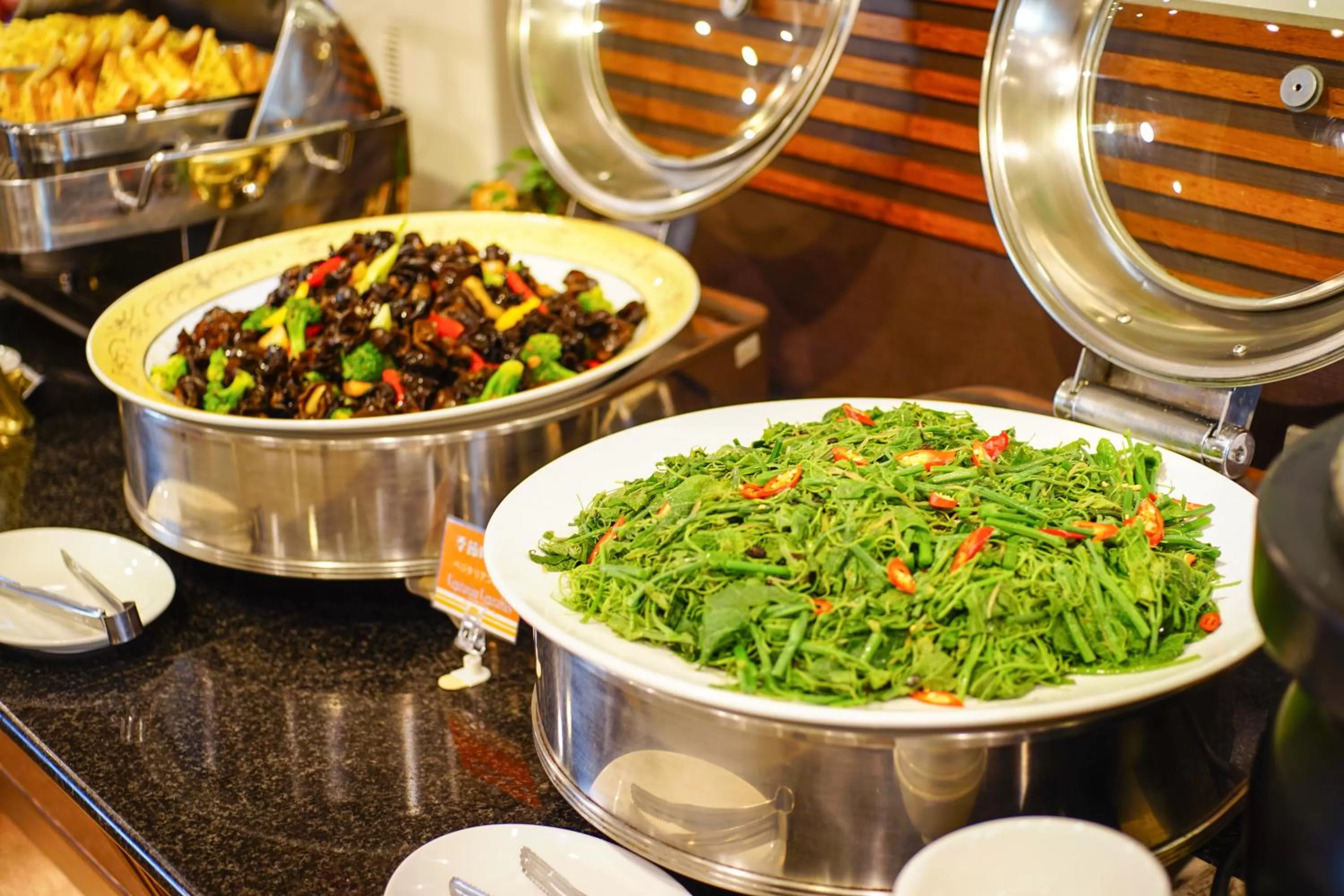 Cambridge Tainan Hotel